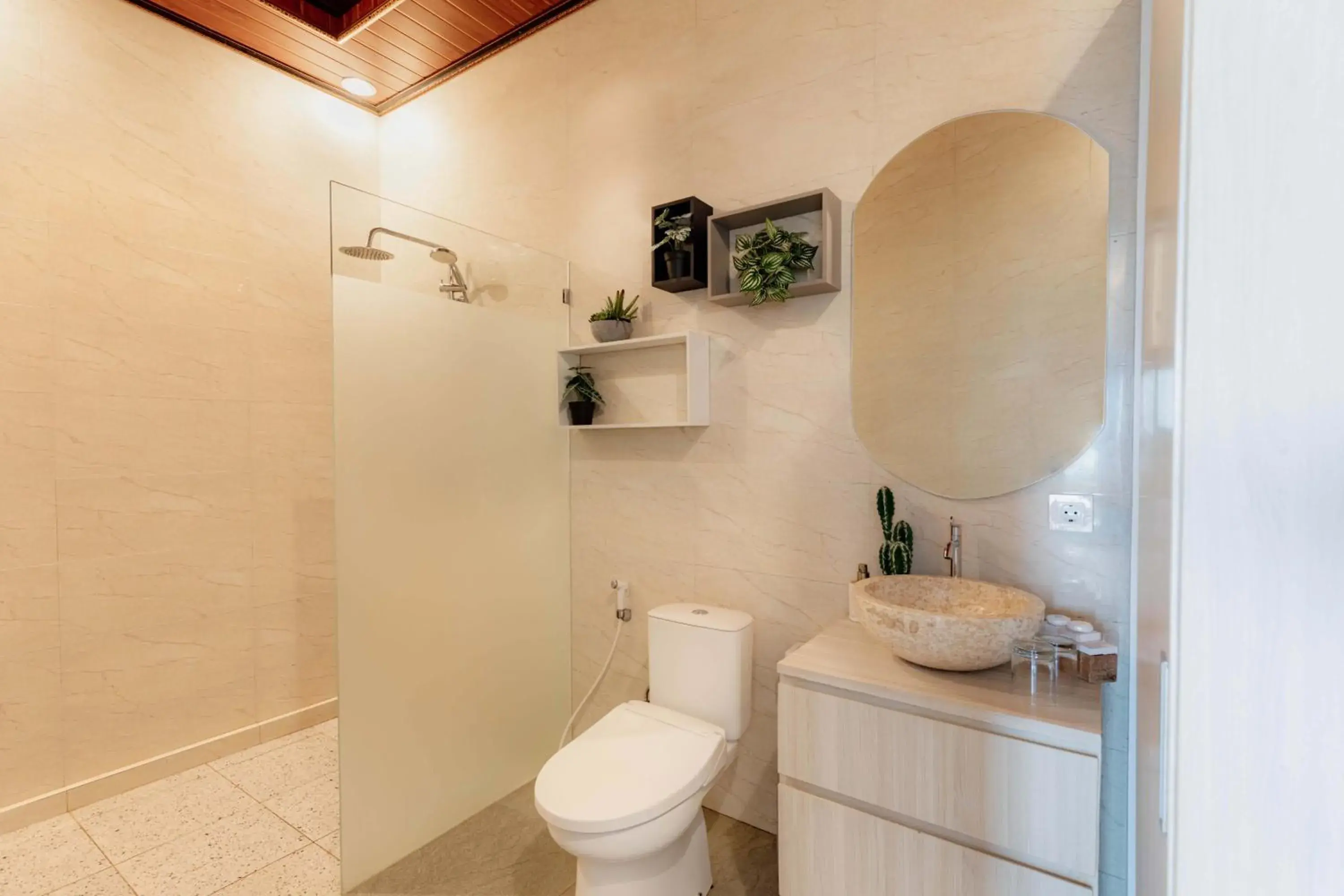 Bathroom in Reynten Hill Bathroom in Reynten Hill