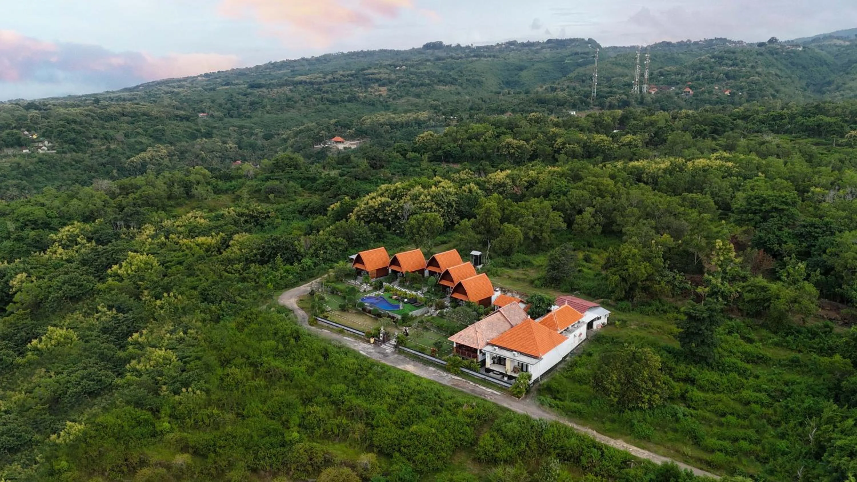 Property building in Reynten Hill