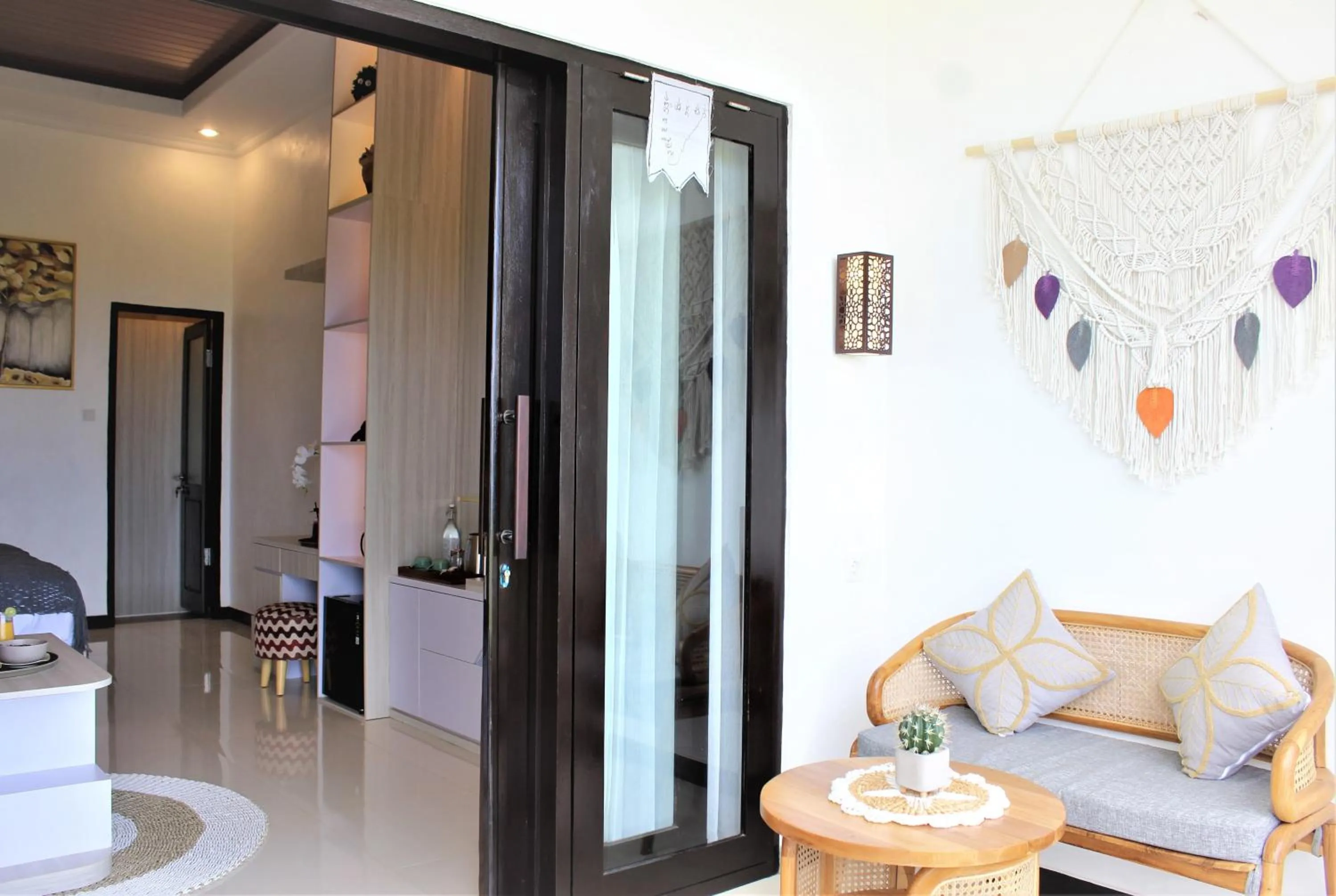 Living room in Reynten Hill