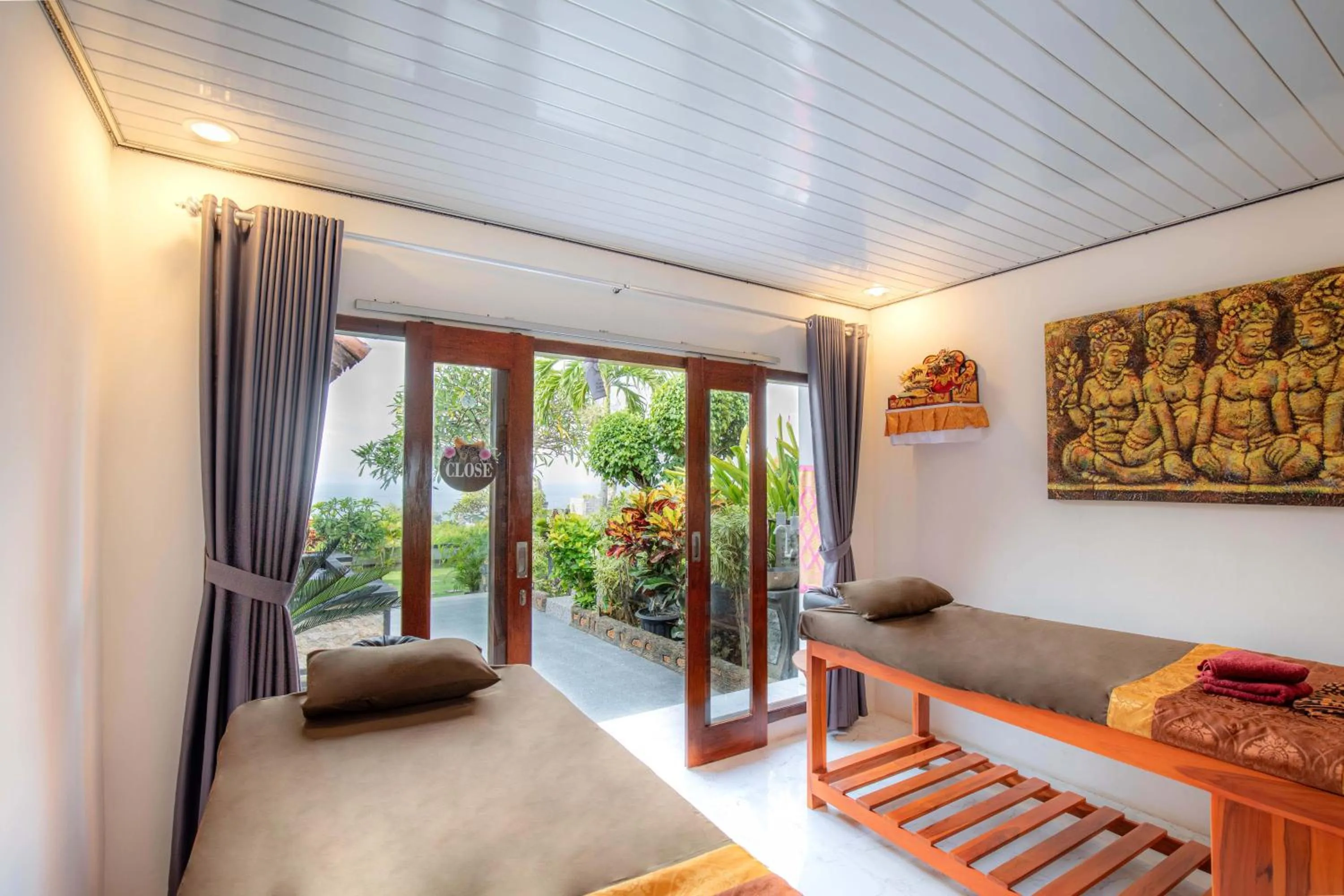 Spa and wellness centre/facilities in Reynten Hill