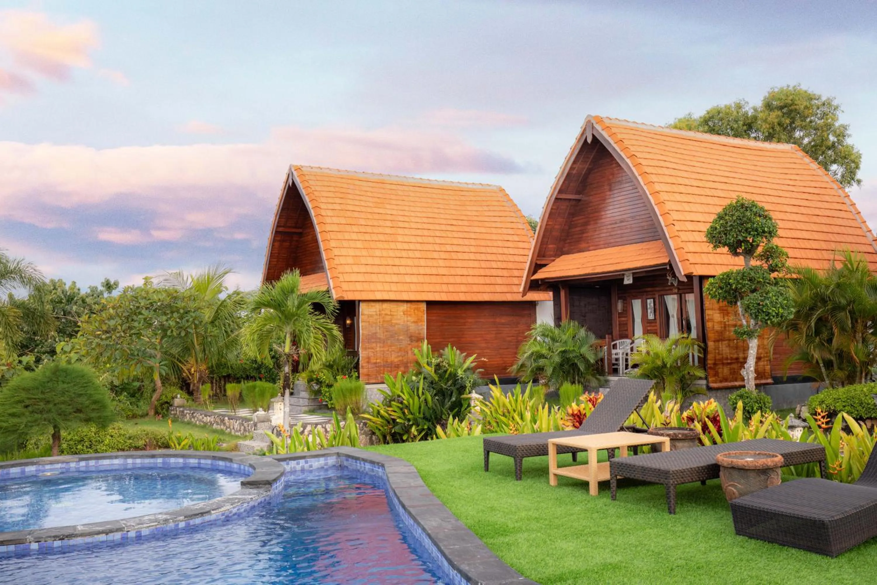 Property building in Reynten Hill