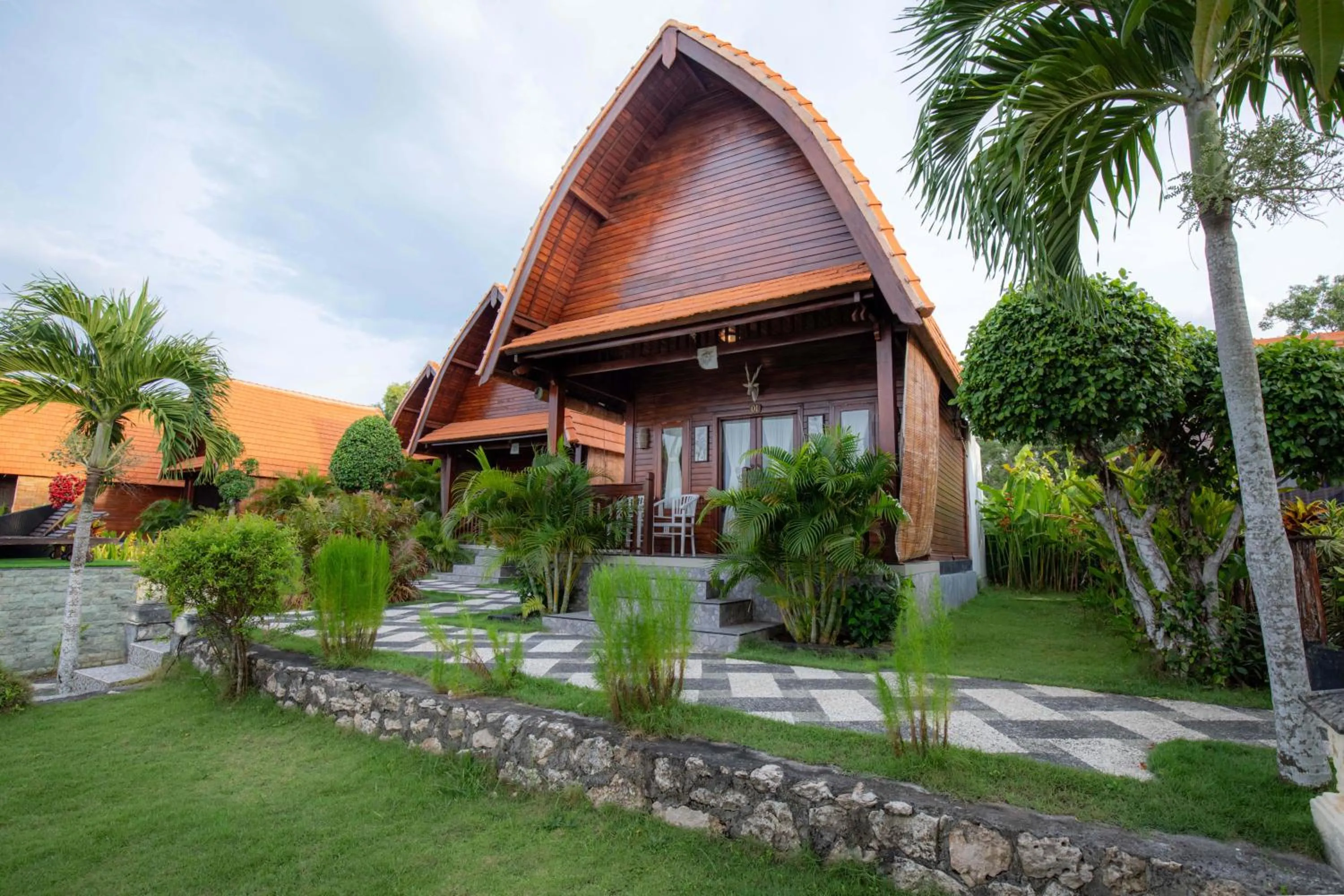 Property building in Reynten Hill