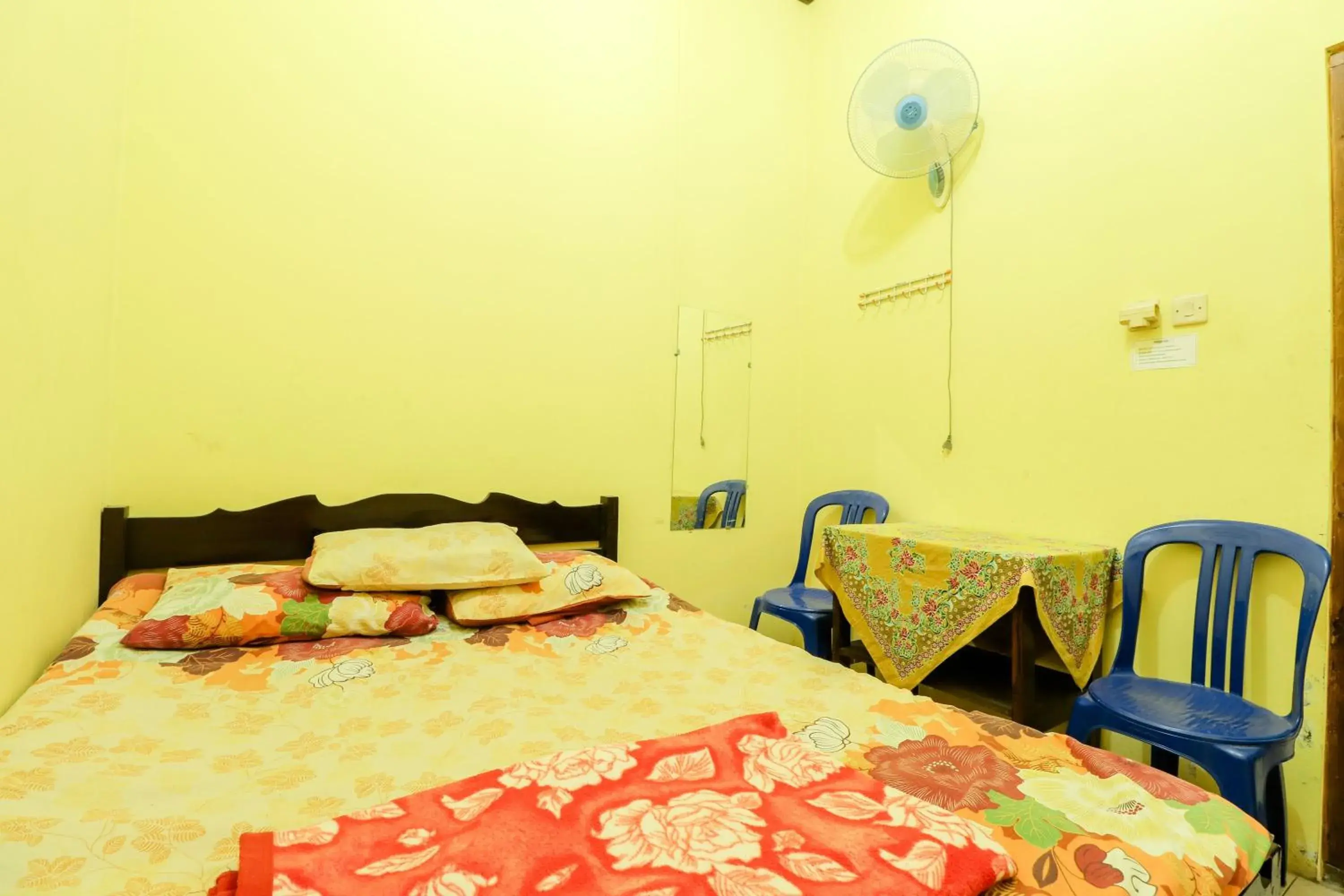 Bedroom, Bed in Penginapan Roro Mendut Syariah Bedroom, Bed in Penginapan Roro Mendut Syariah