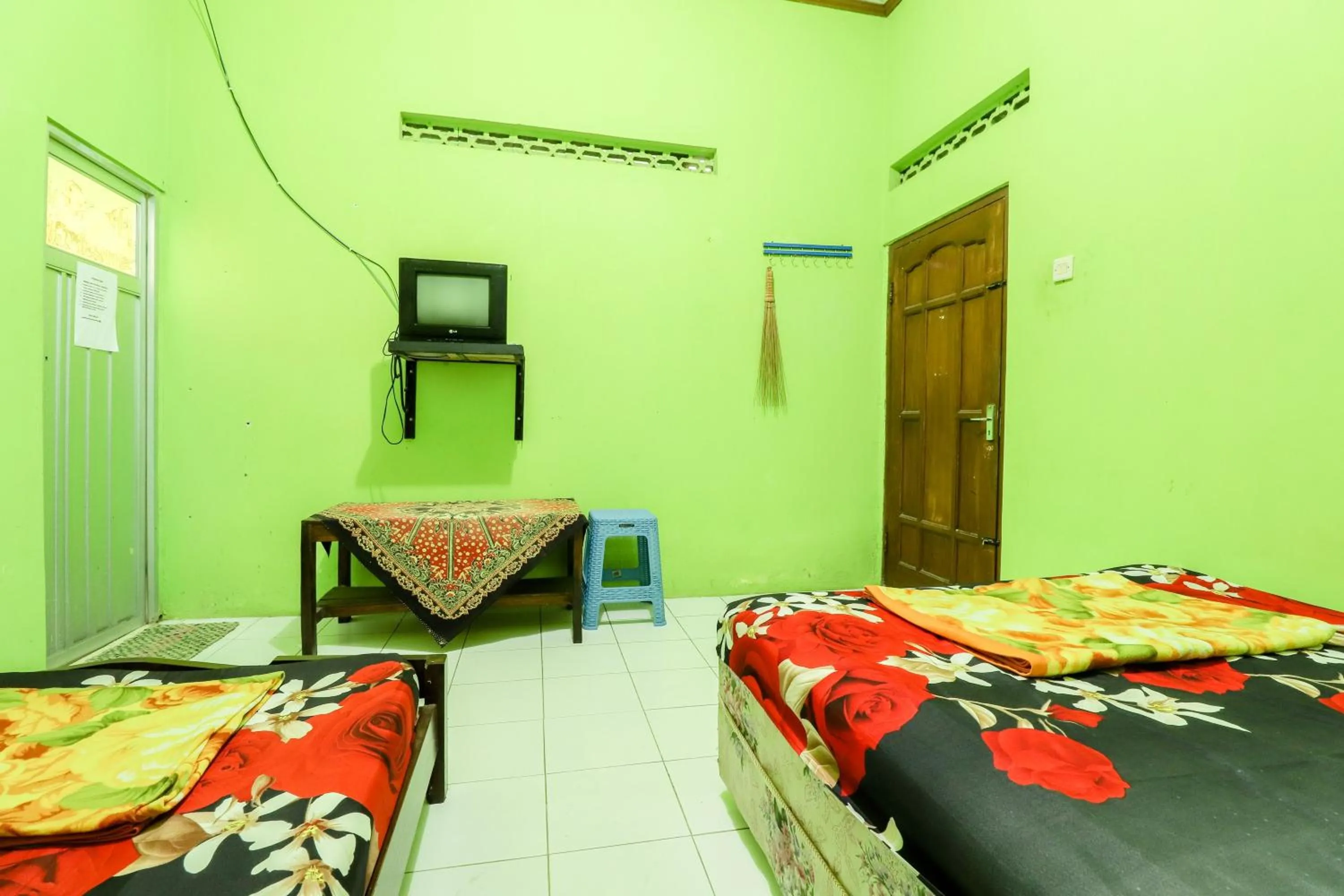 Bedroom, Bed in Penginapan Roro Mendut Syariah