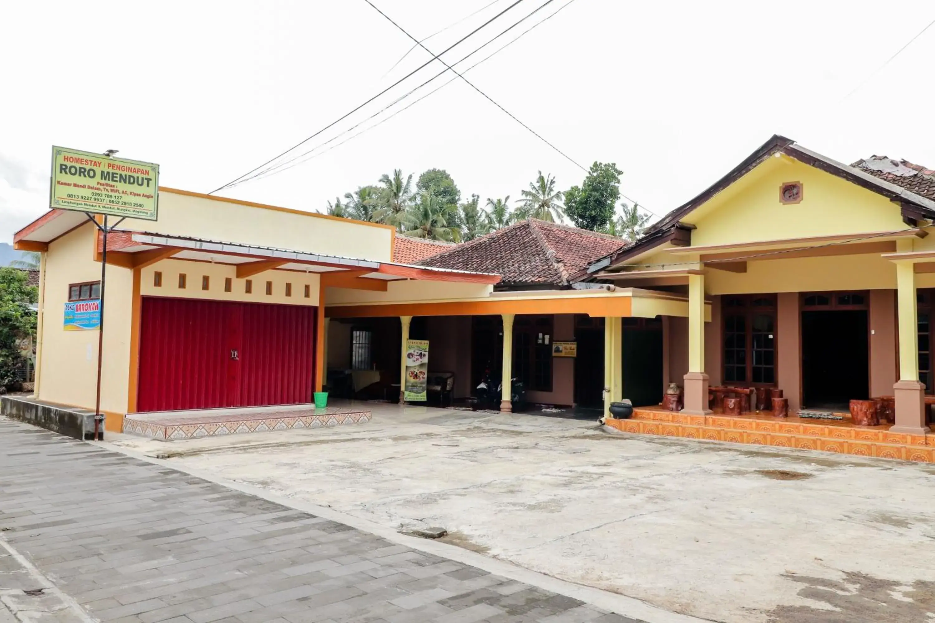 Property building in Penginapan Roro Mendut Syariah Property building in Penginapan Roro Mendut Syariah