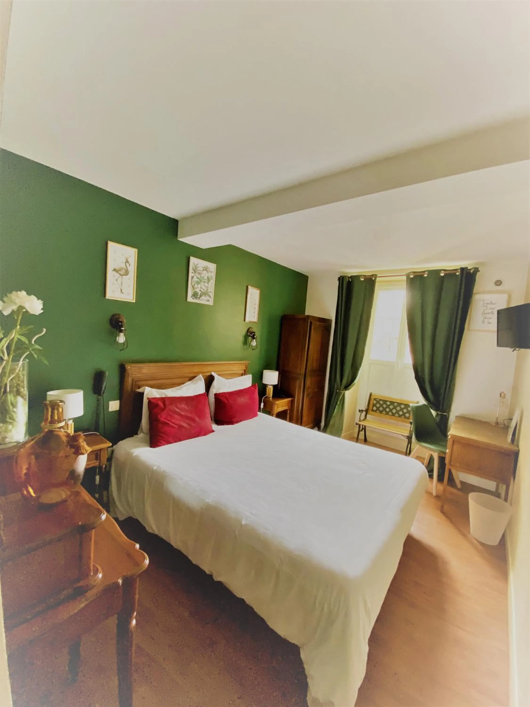 Bed in Hotel Abat Jour