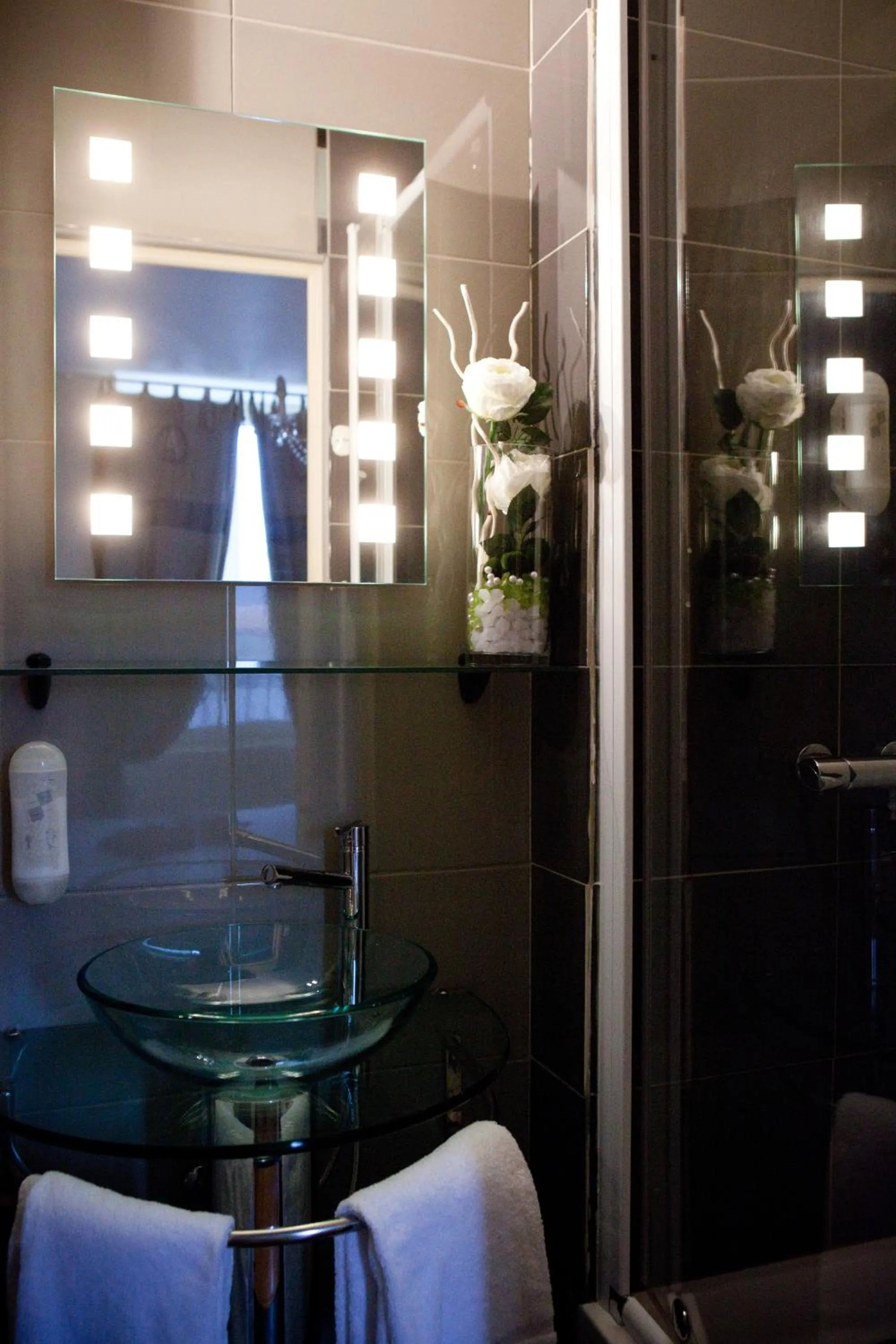 Bathroom in Hotel Abat Jour