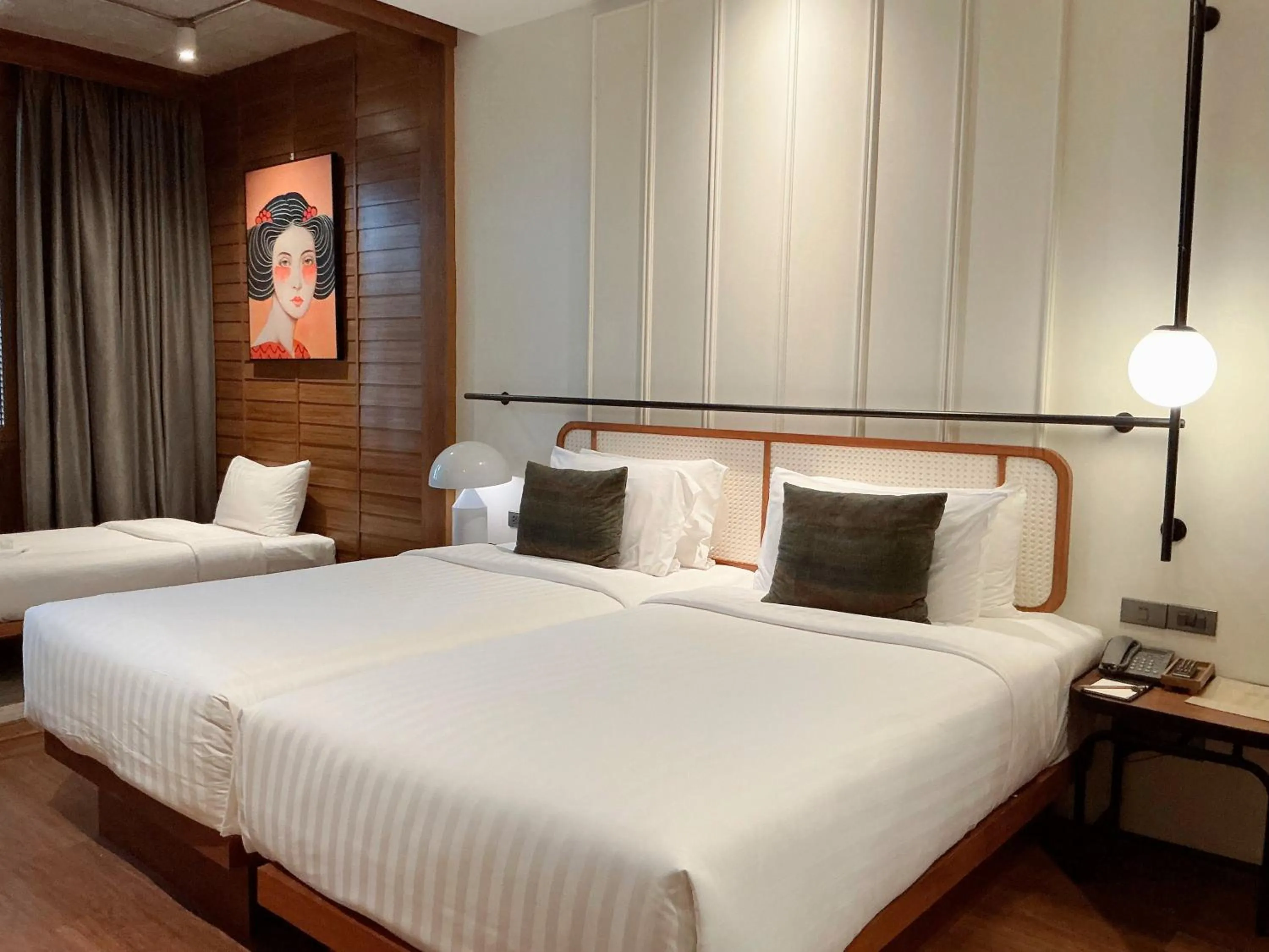 Bedroom, Bed in Hotel Loy Chiang Mai