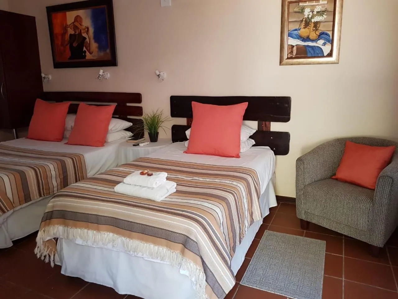 Bed in Ngwenya Boutique Hotel