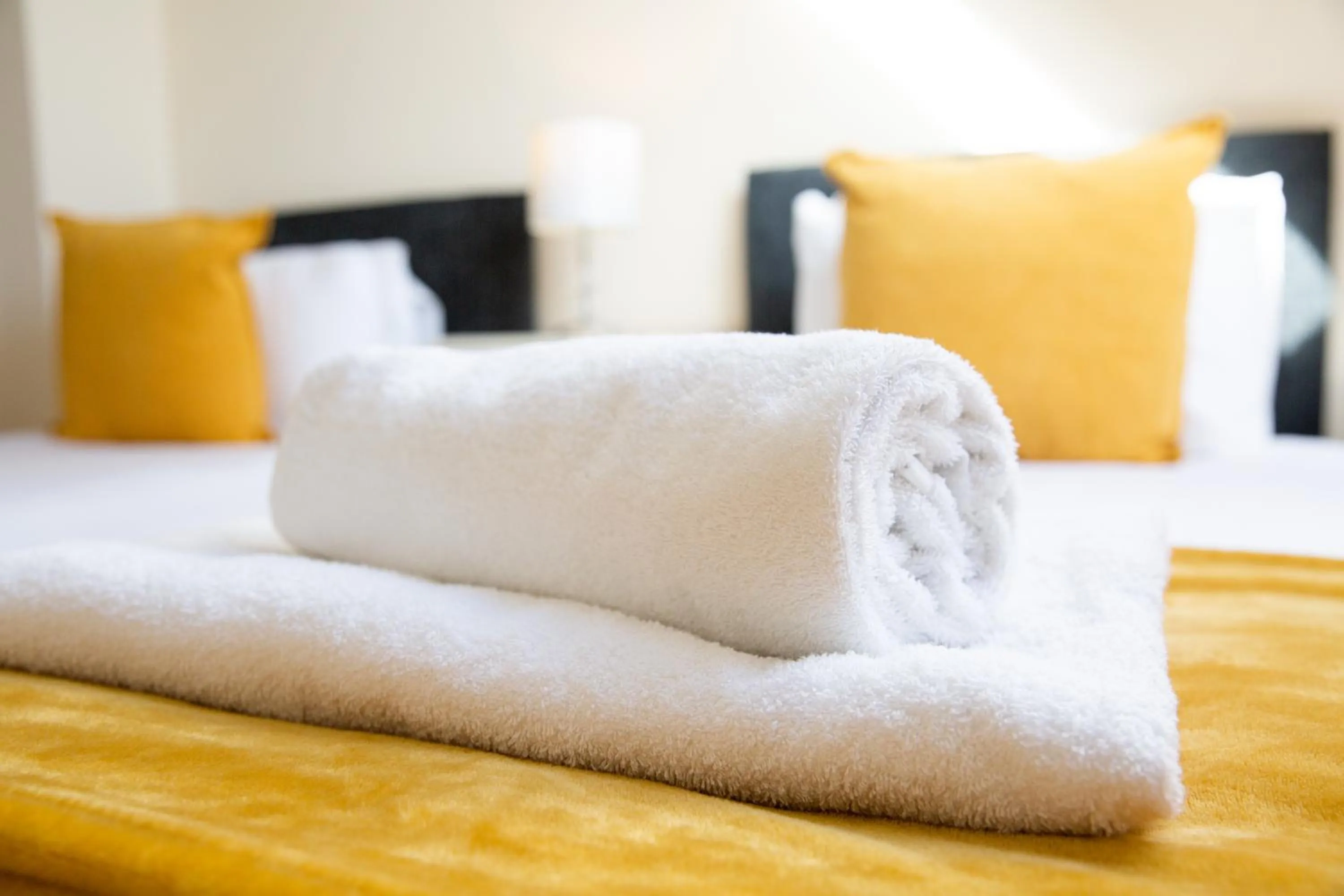 Bedroom, Bed in Velvet 2-bedroom apartment, Clockhouse, Hoddesdon