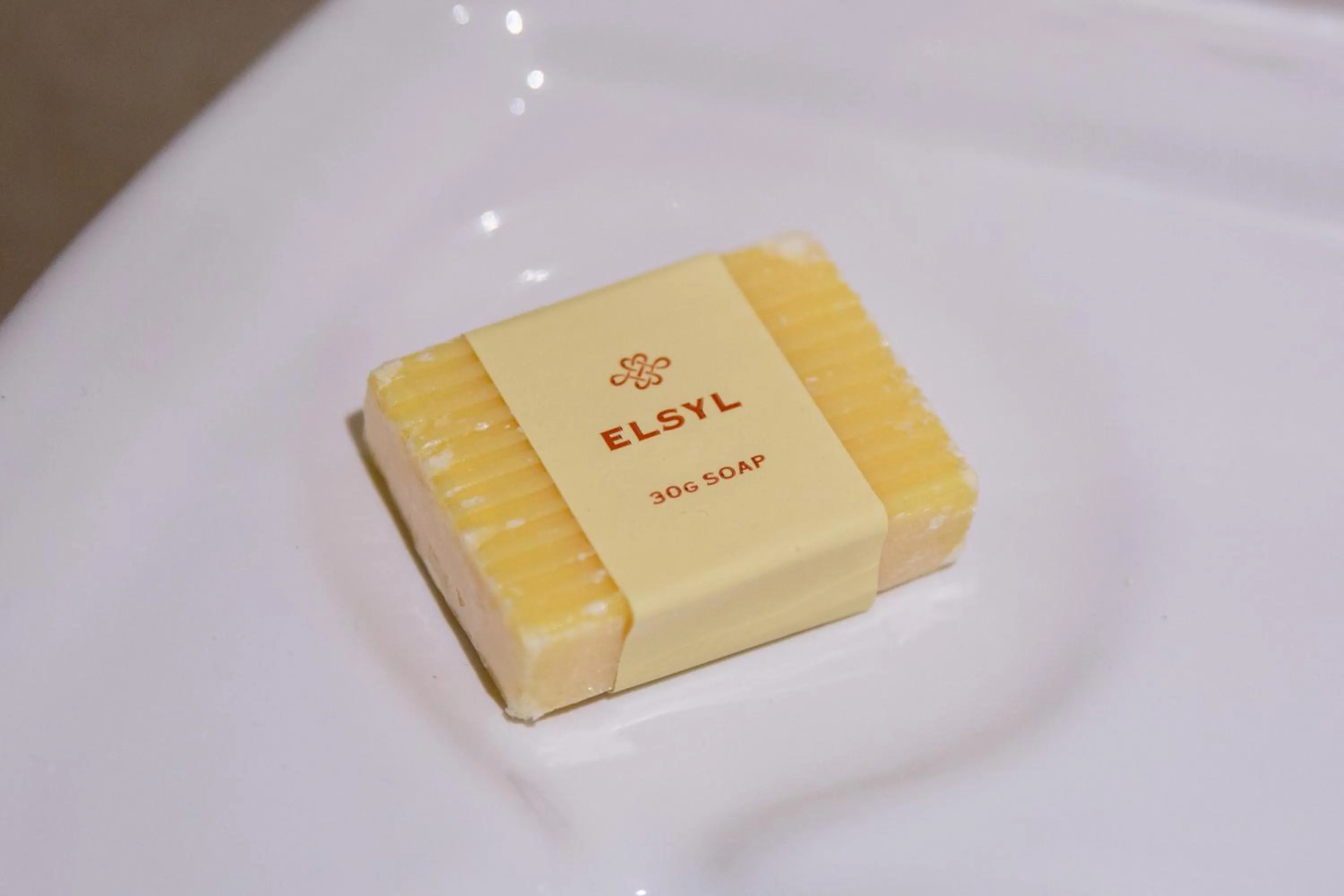 Bathroom in Velvet 2-bedroom apartment, Clockhouse, Hoddesdon