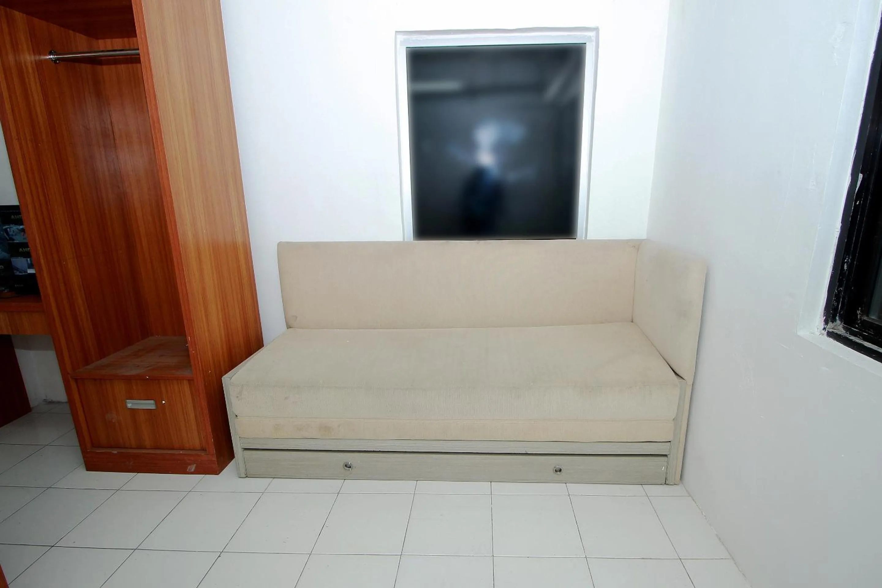 Lobby or reception in Hotel O Jati Exclusive Homestay