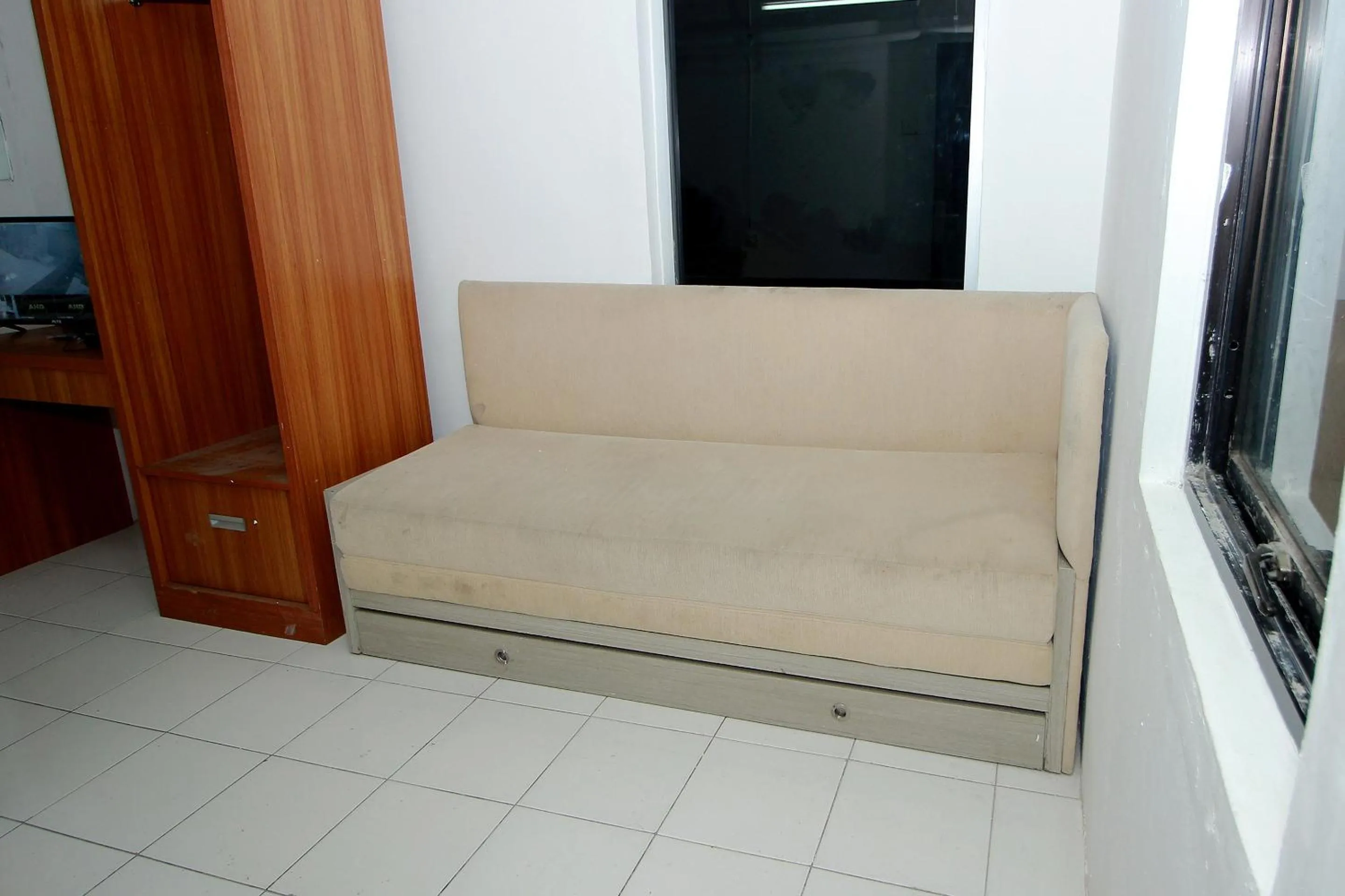 Lobby or reception in Hotel O Jati Exclusive Homestay