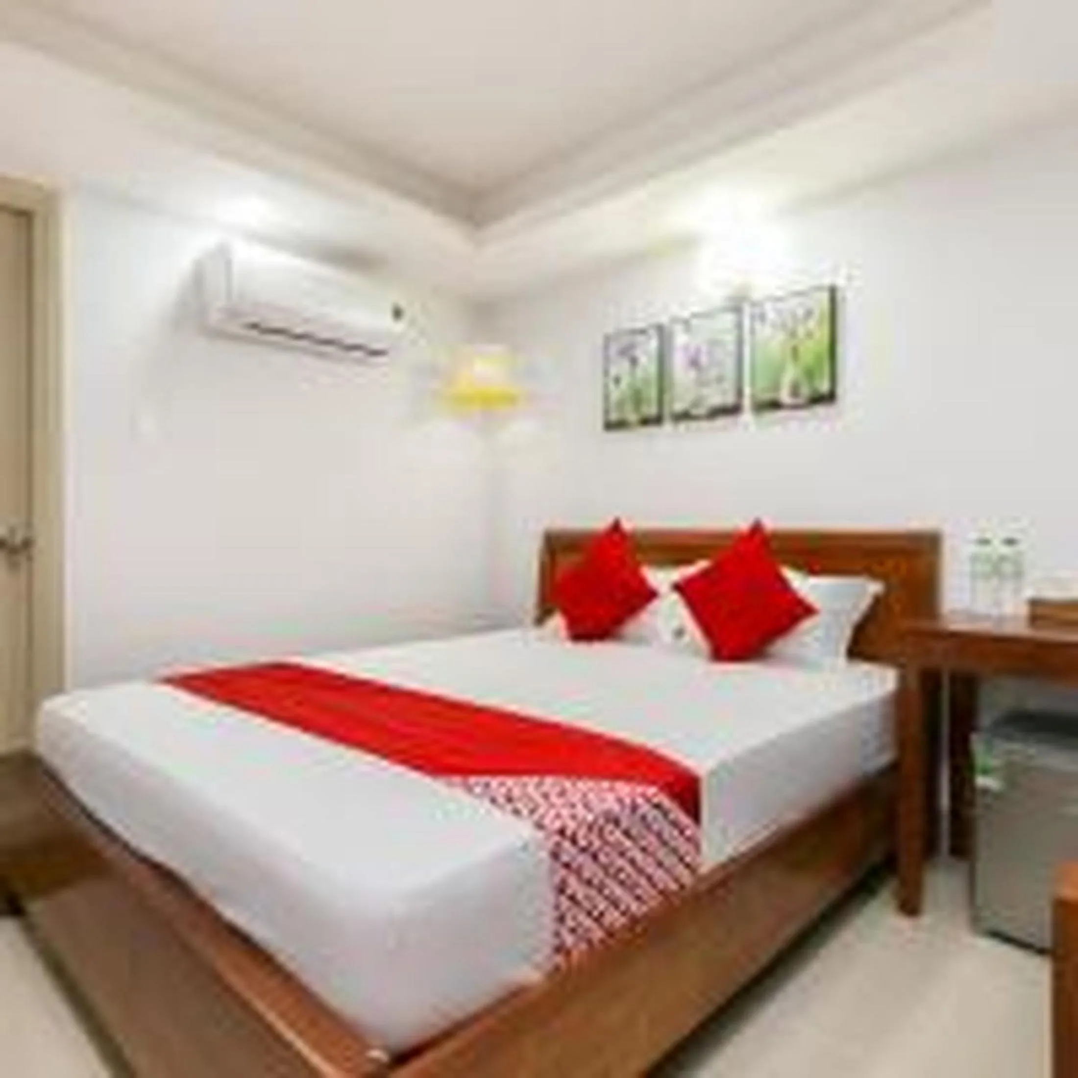 Bedroom, Bed in Super OYO 520 Friendly Homestay