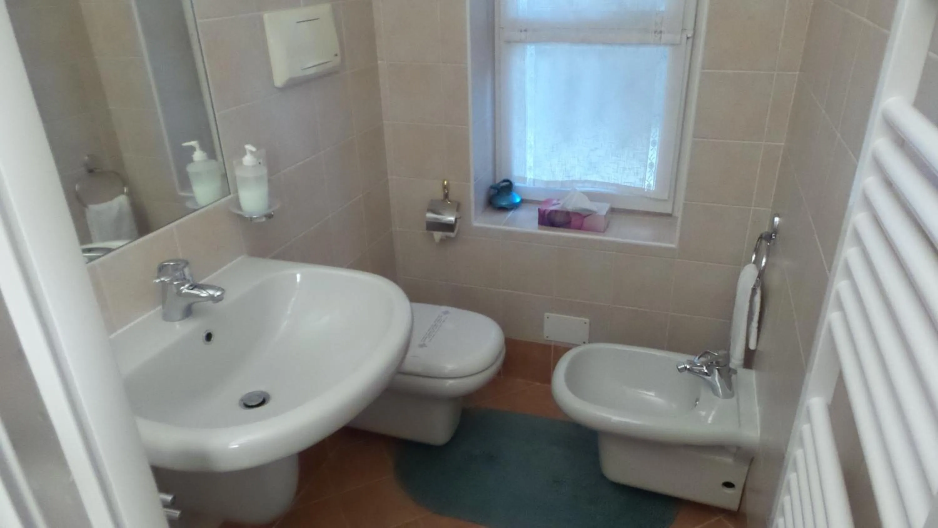 Shower in Bed & Breakfast Gli Oleandri