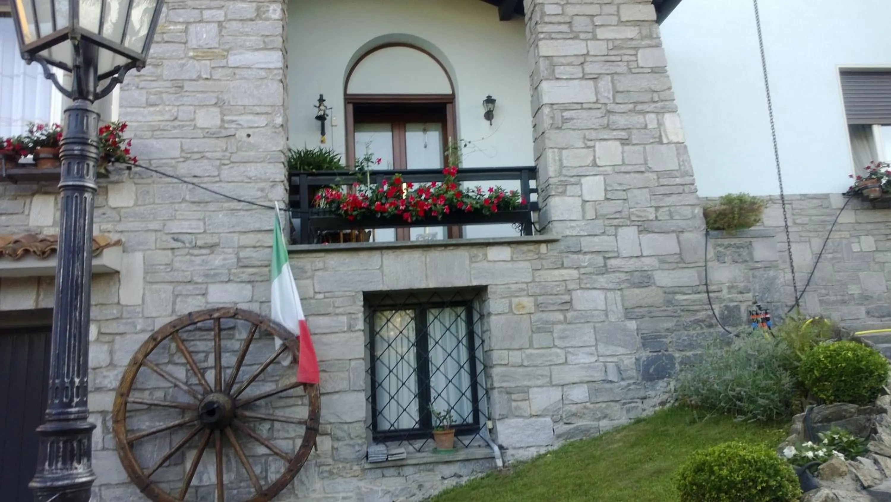 Property building in Bed & Breakfast Gli Oleandri