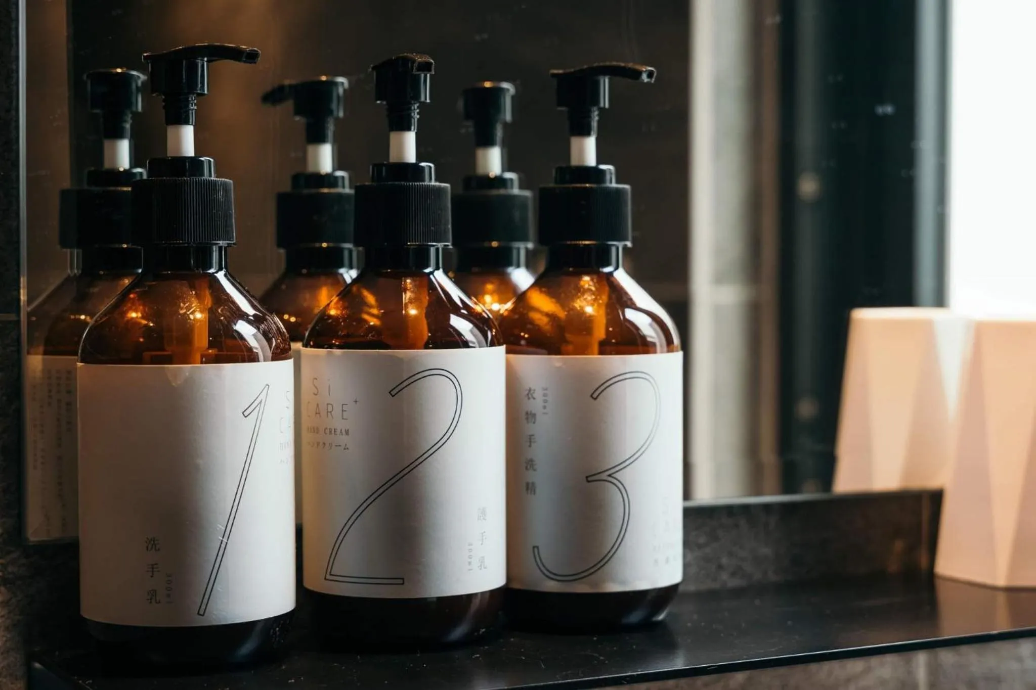 Bathroom in SI Hotel