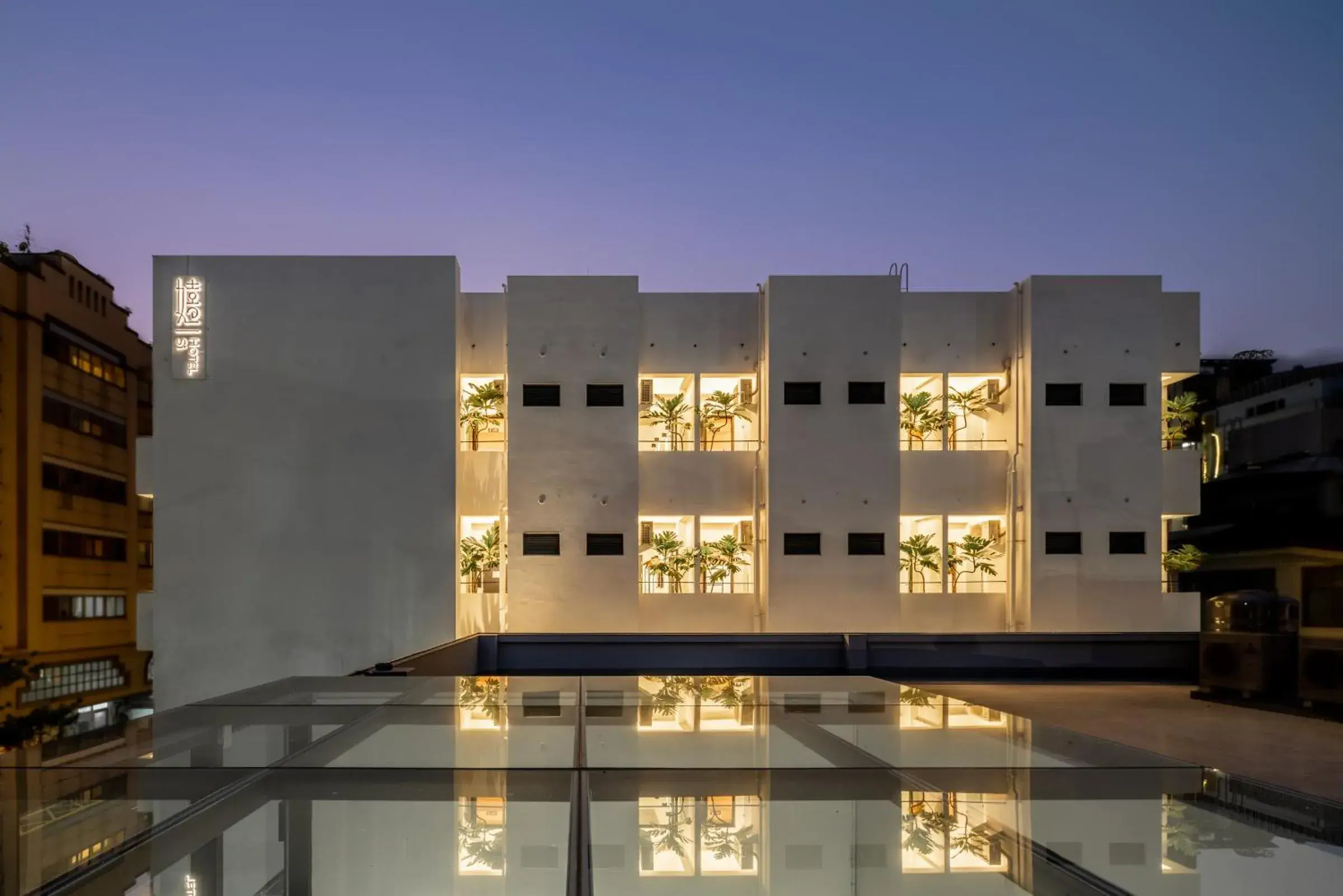 Property building in SI Hotel Property building in SI Hotel