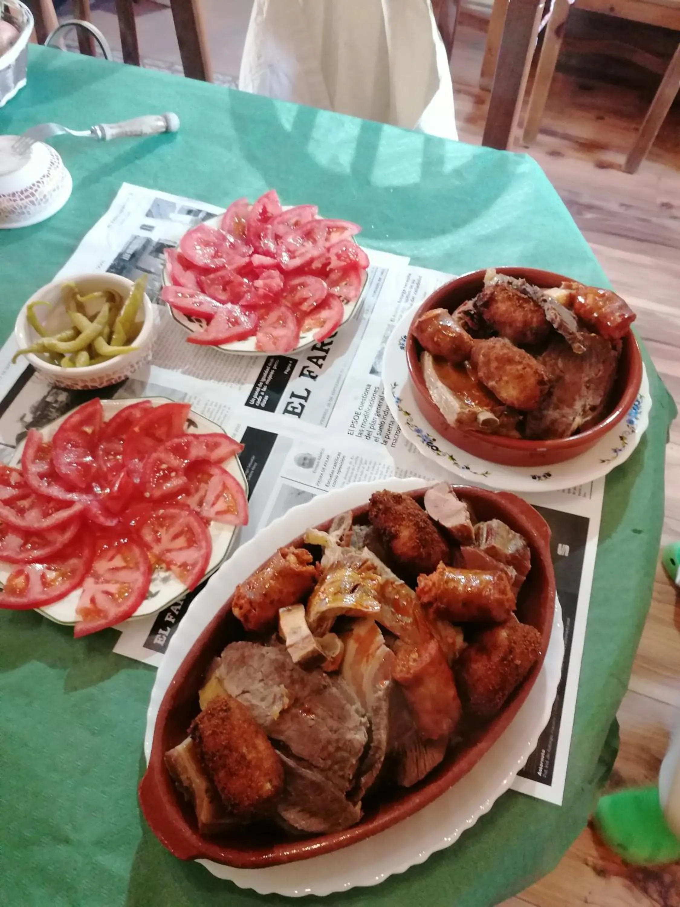 Restaurant/places to eat in Hostería Casa Flor