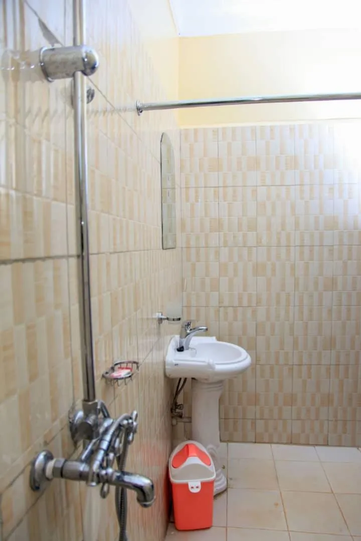 Bathroom in Hotel Premier