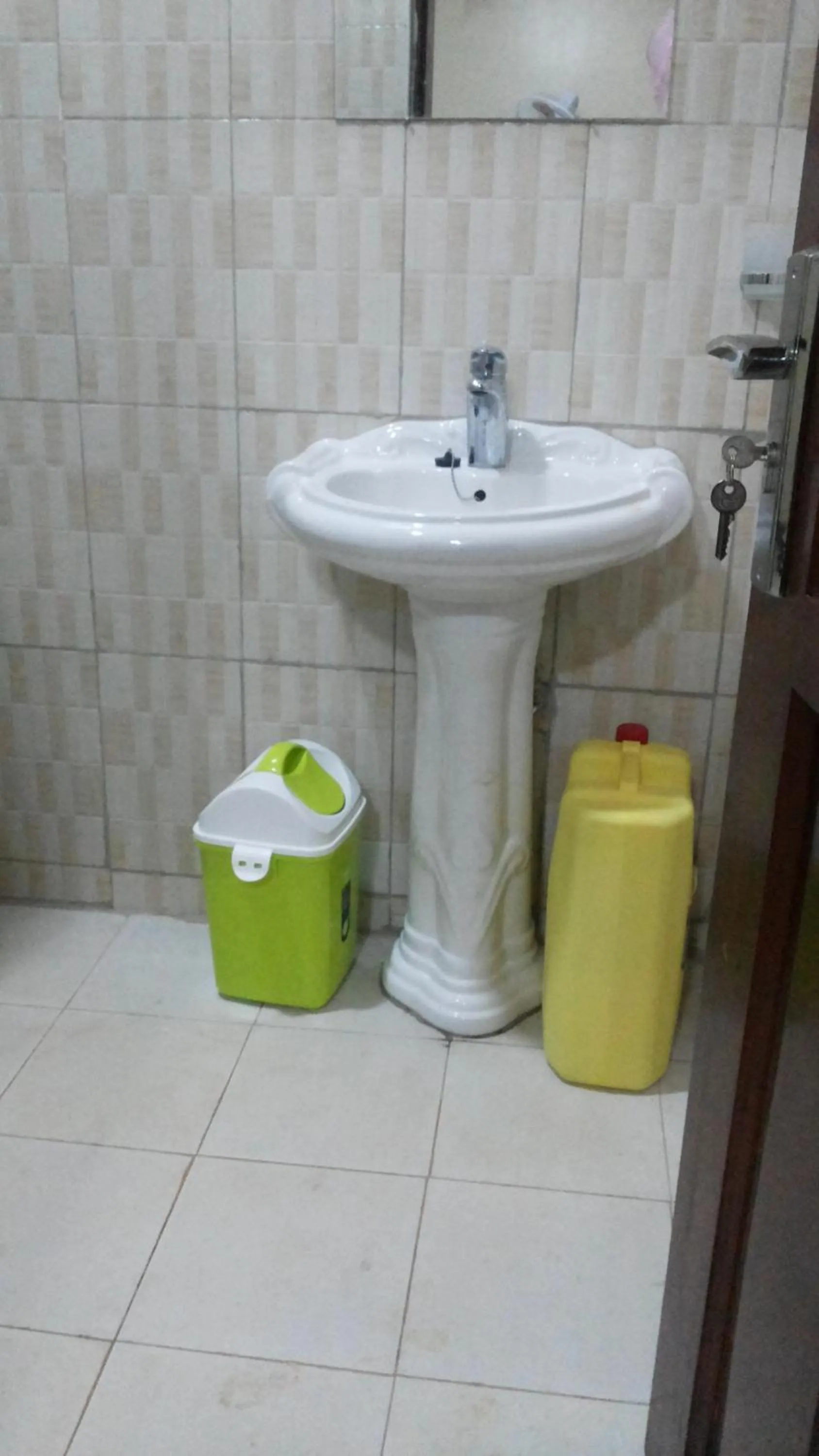 Bathroom in Hotel Premier