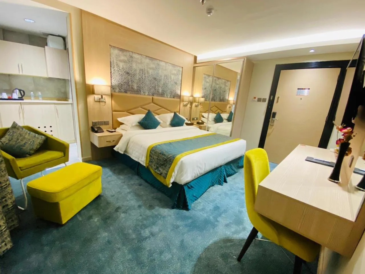 Bed in Touq Al Balad Hotel