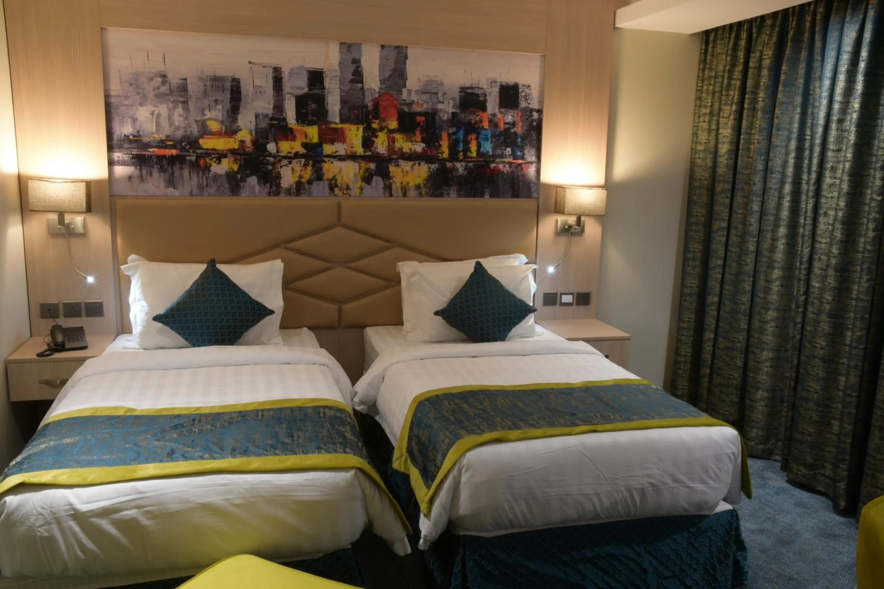 Photo of the whole room, Bed in Touq Al Balad Hotel