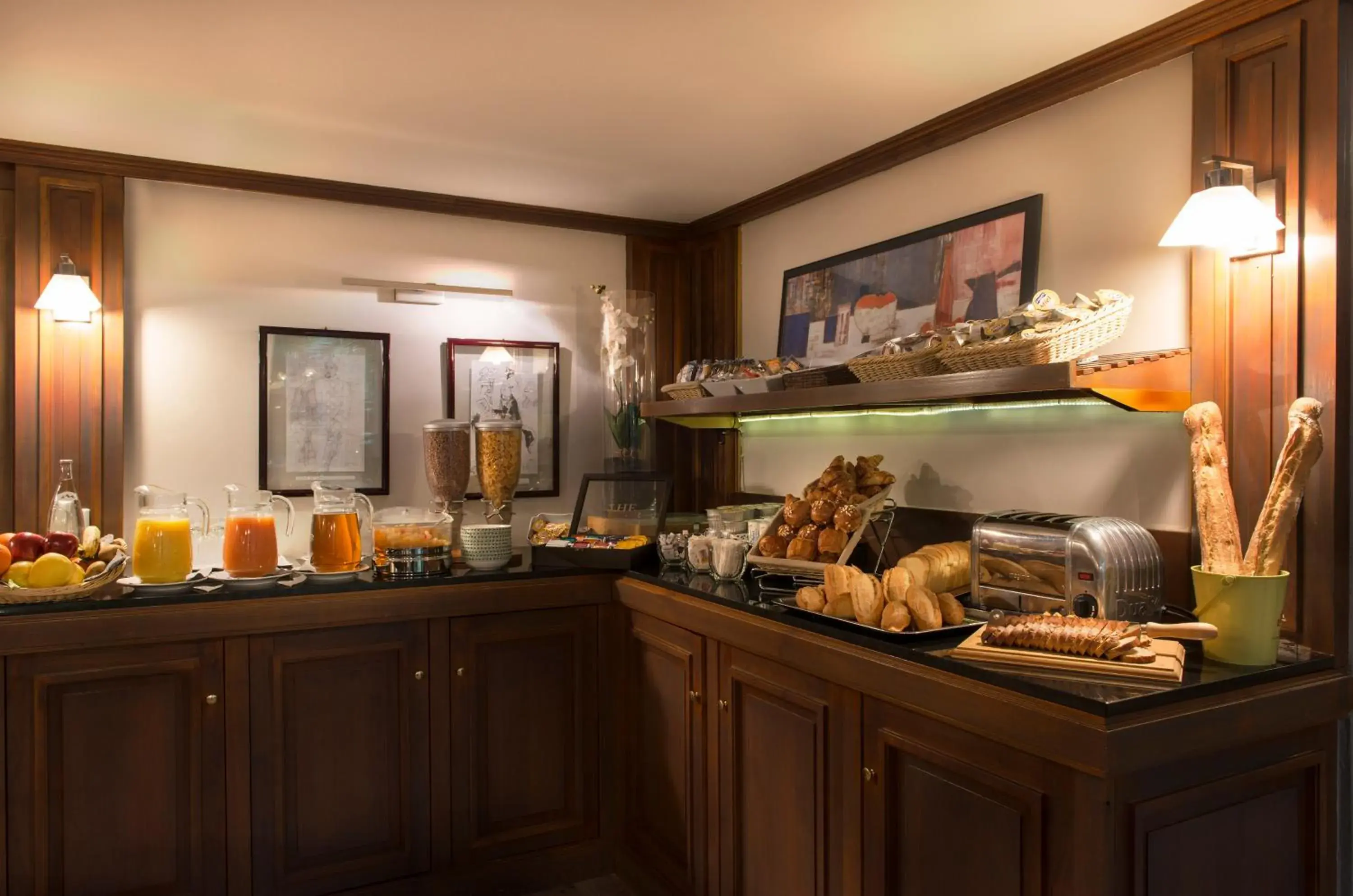 Restaurant/places to eat in Apollinaire Restaurant/places to eat in Apollinaire