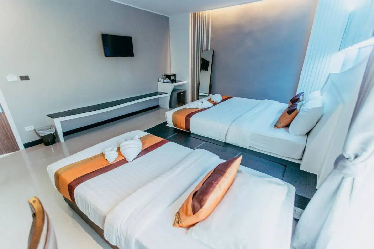 Bed in Mantra Varee Hotel Bed in Mantra Varee Hotel