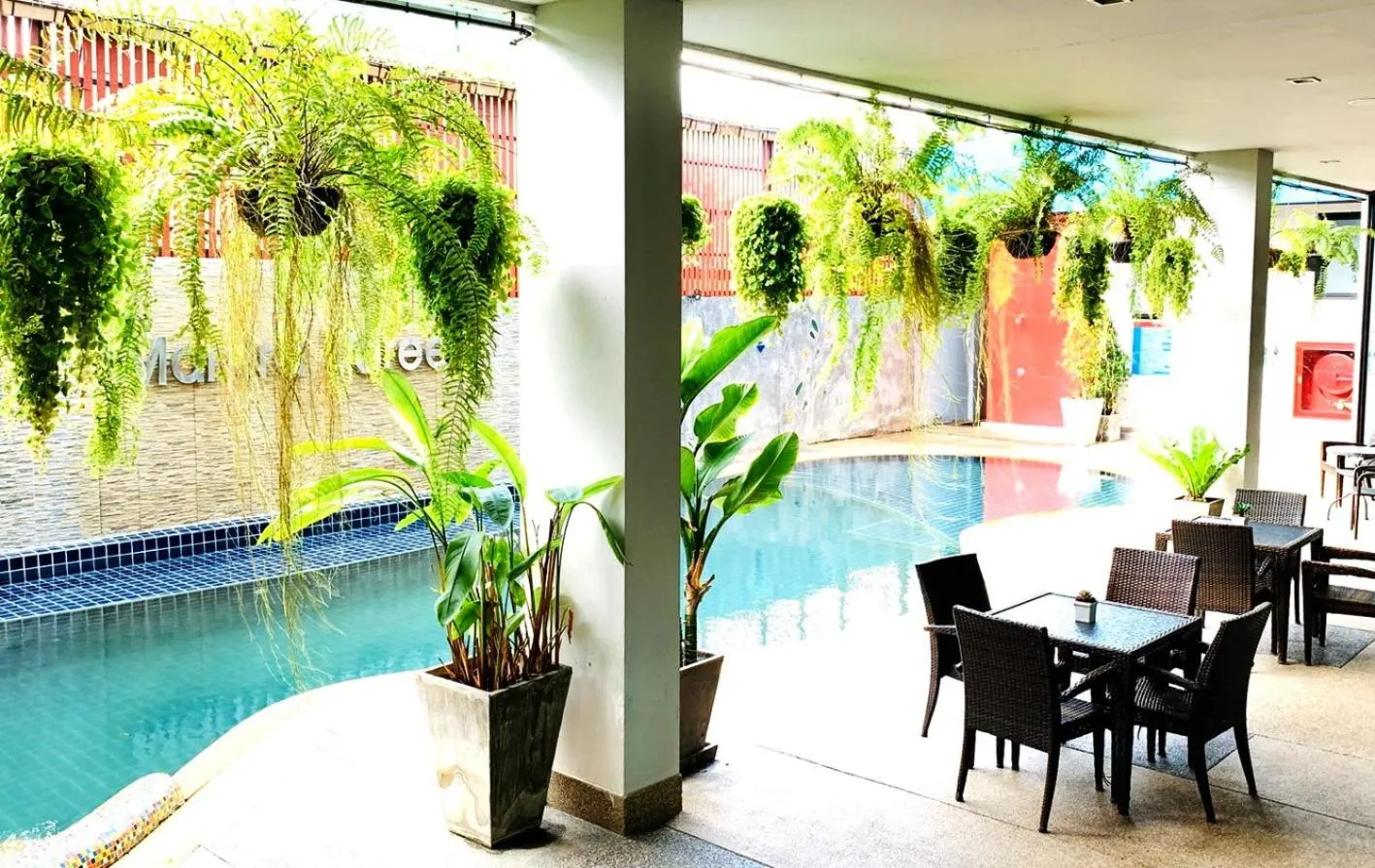 Swimming pool in Mantra Varee Hotel