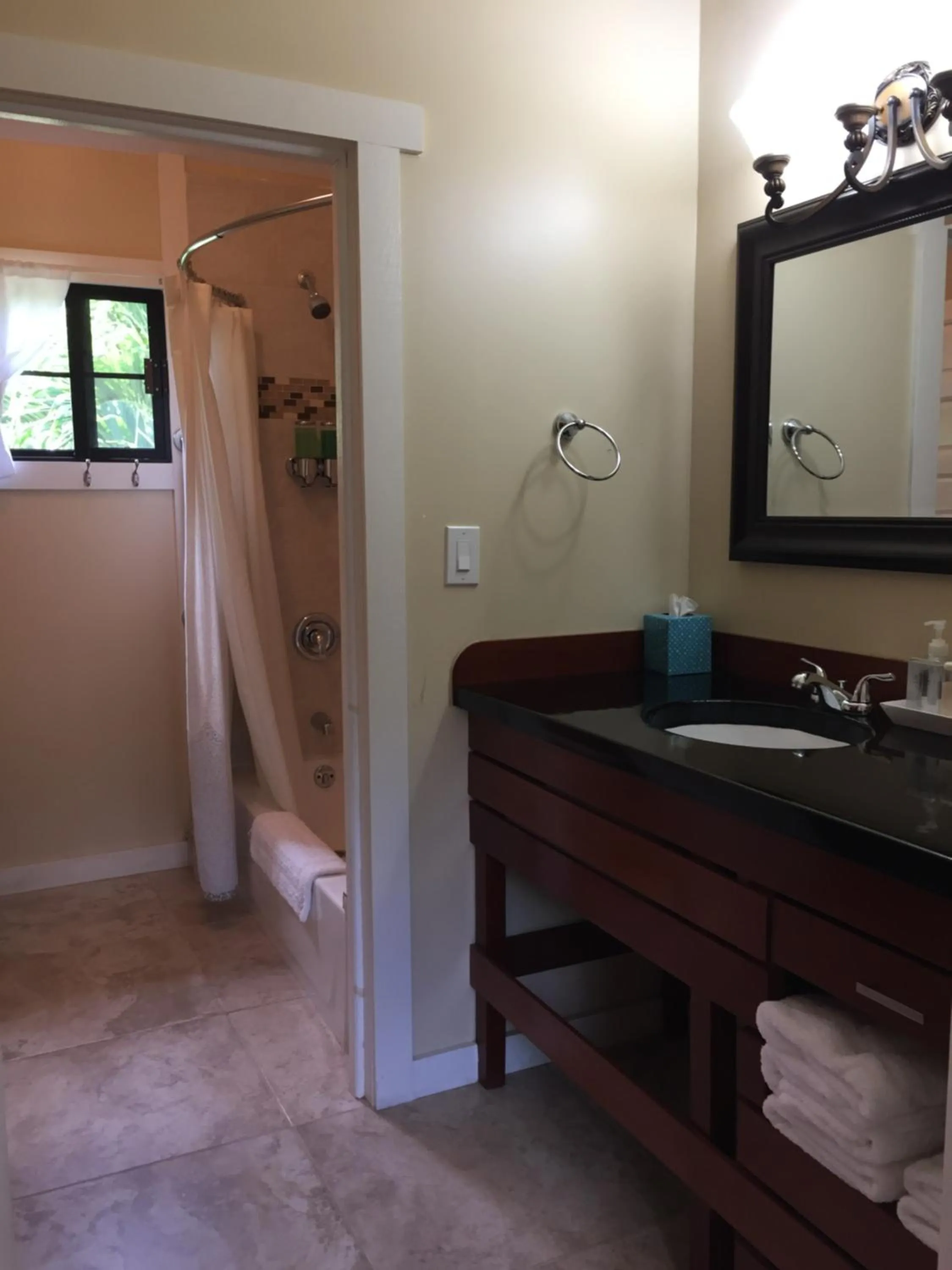 Bathroom in Santa Cruz Cabins