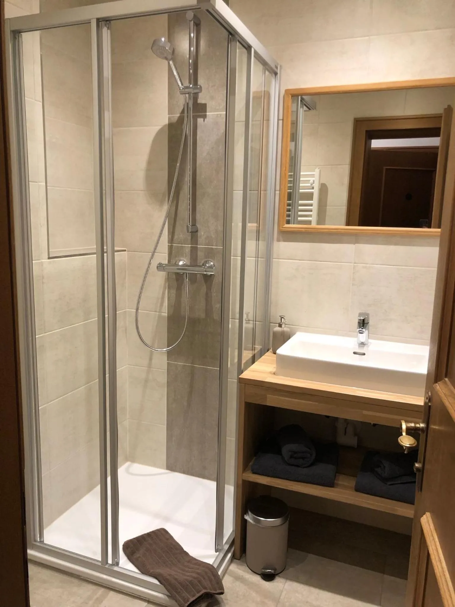 Shower in Apart Lechleitner