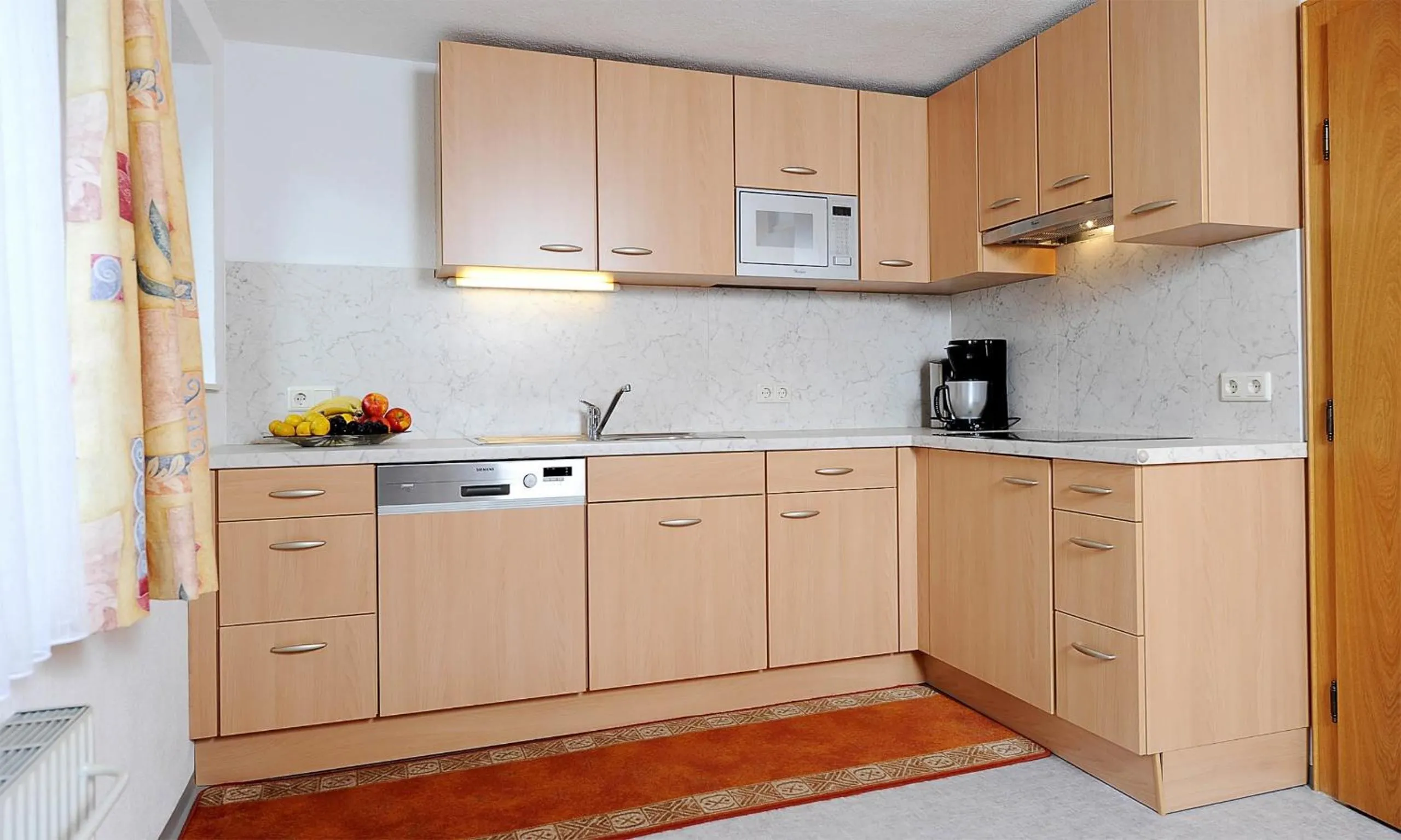 Kitchen or kitchenette in Apart Christine - Silvrettacard-Sommer inklusive