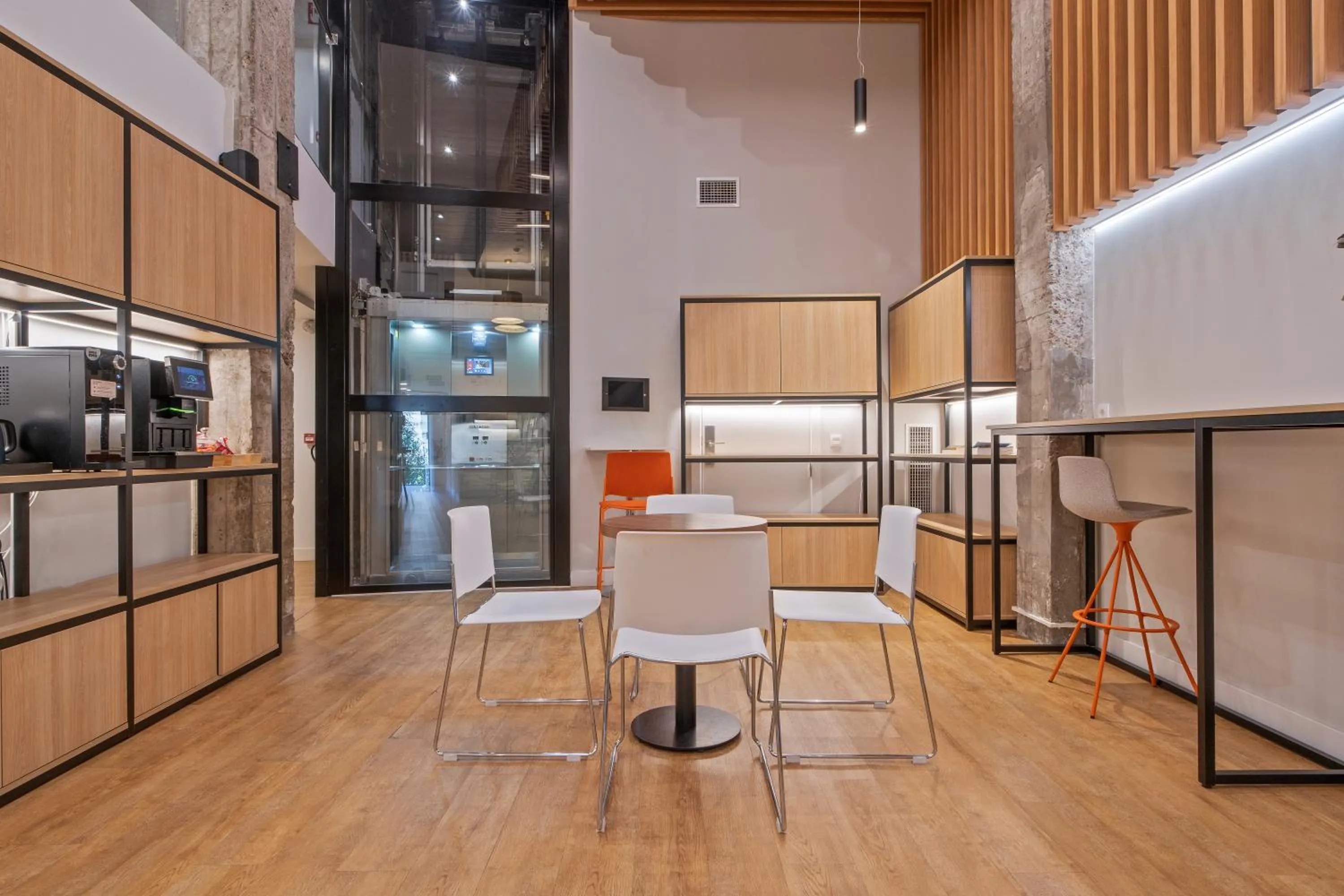 Coffee/tea facilities in Colectia Hotel Ondarreta