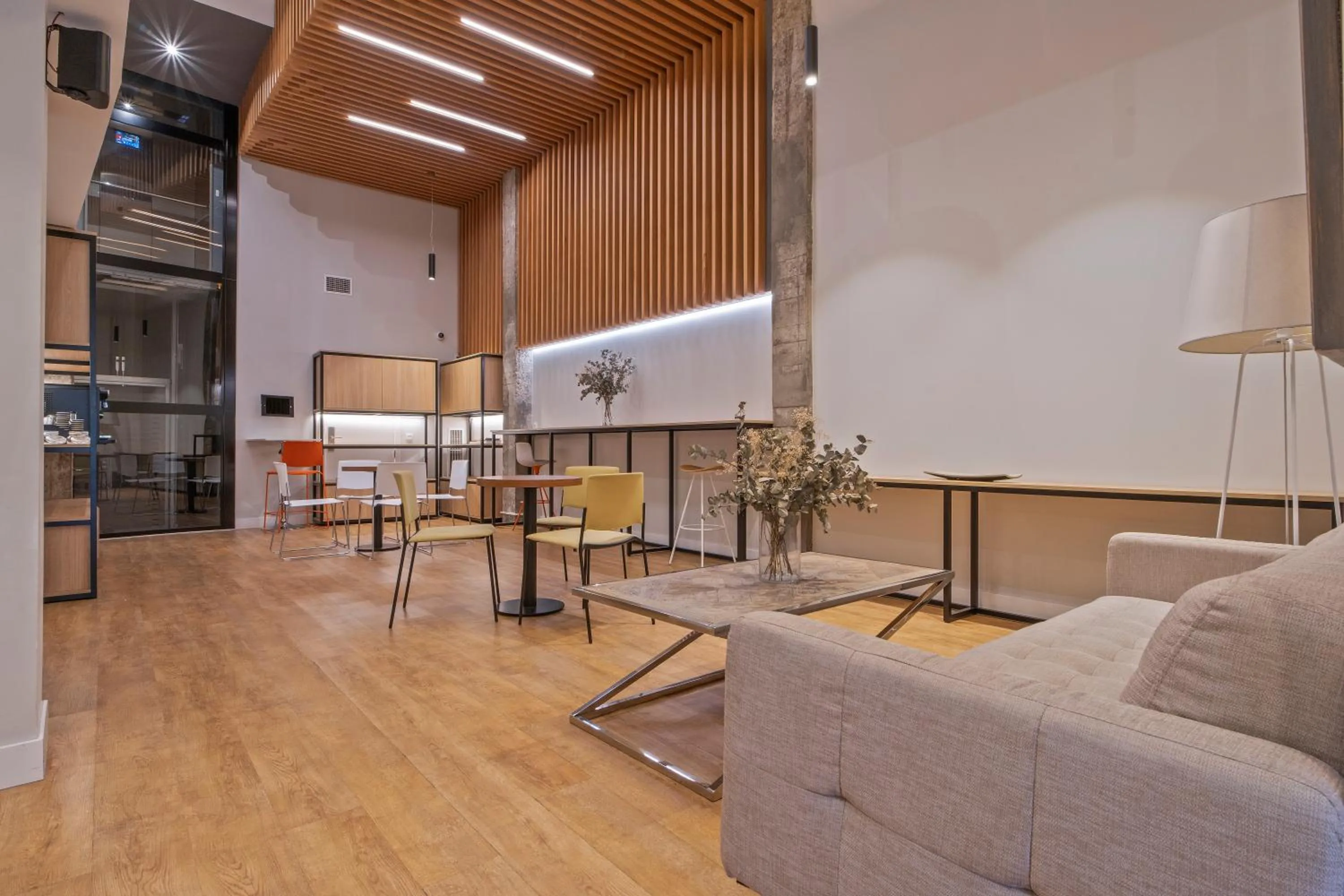 Seating area in Colectia Hotel Ondarreta