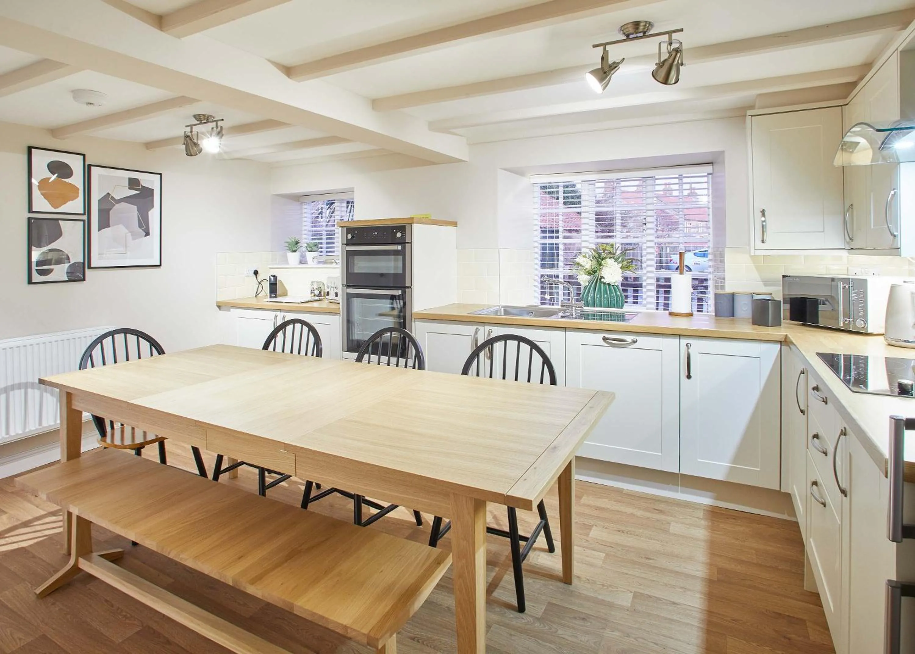 Host & Stay - Middle Farmhouse