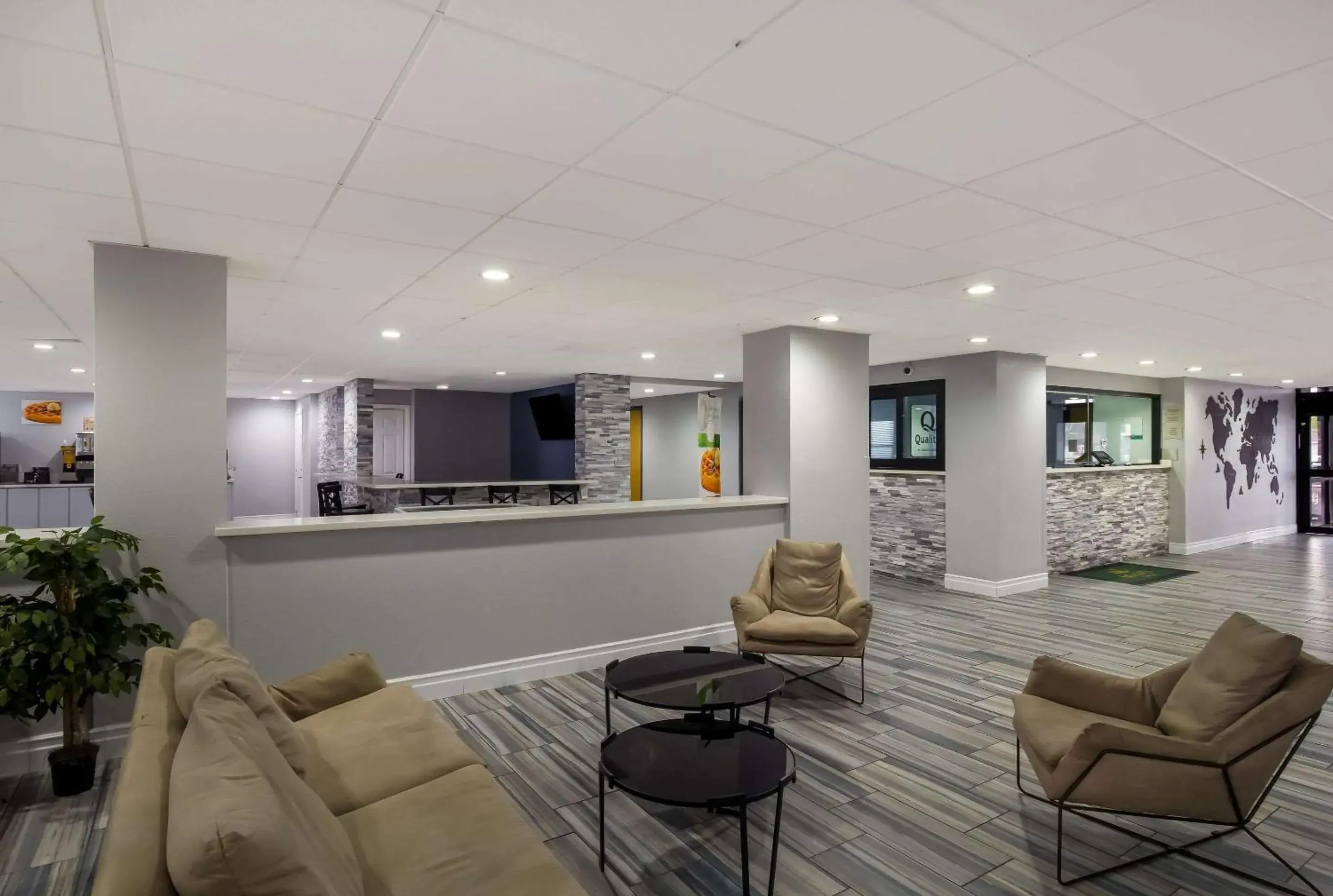 Lobby or reception in Quality Inn Houston East I-10 Lobby or reception in Quality Inn Houston East I-10