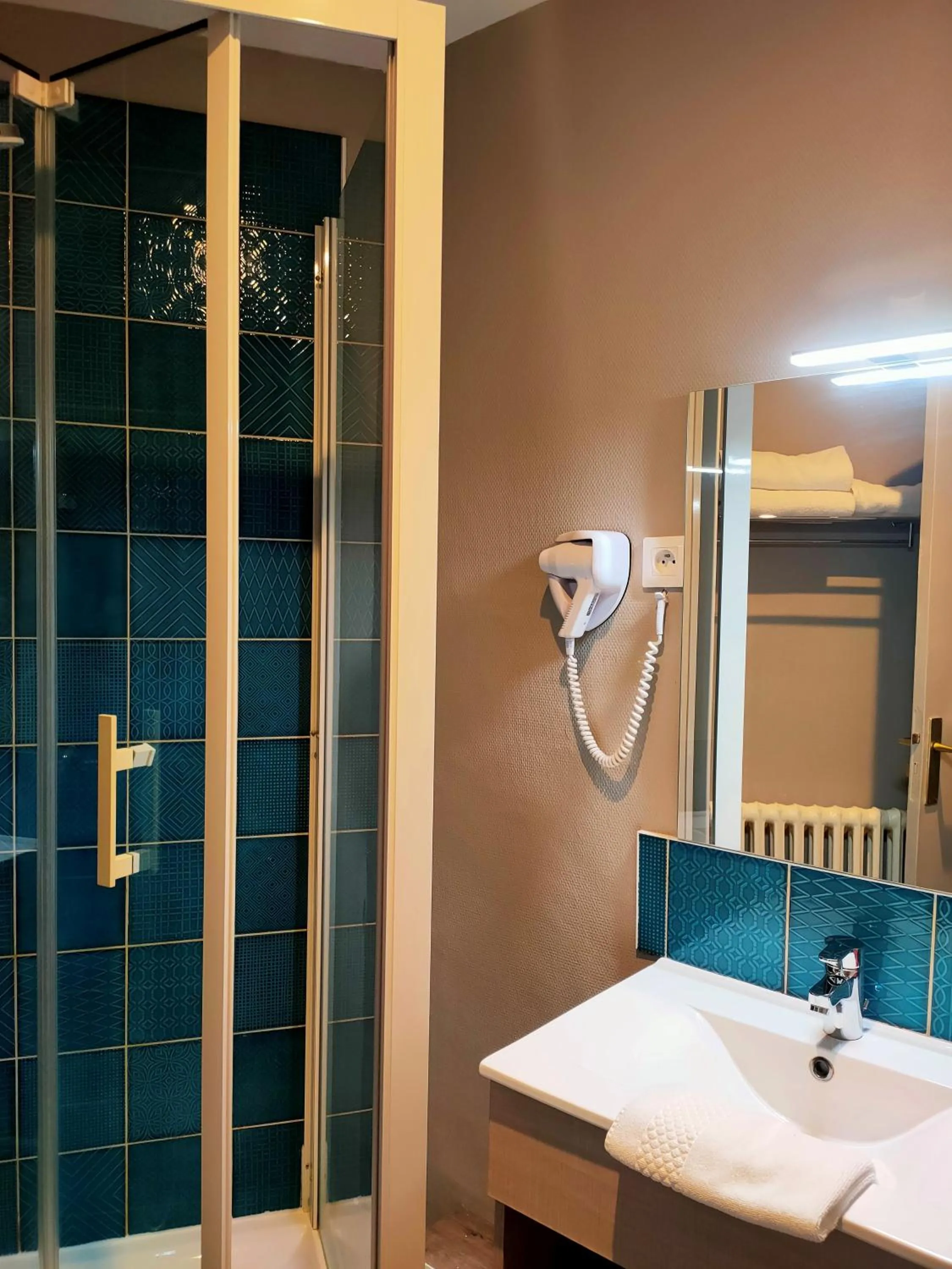 Bathroom in Hotel Iena