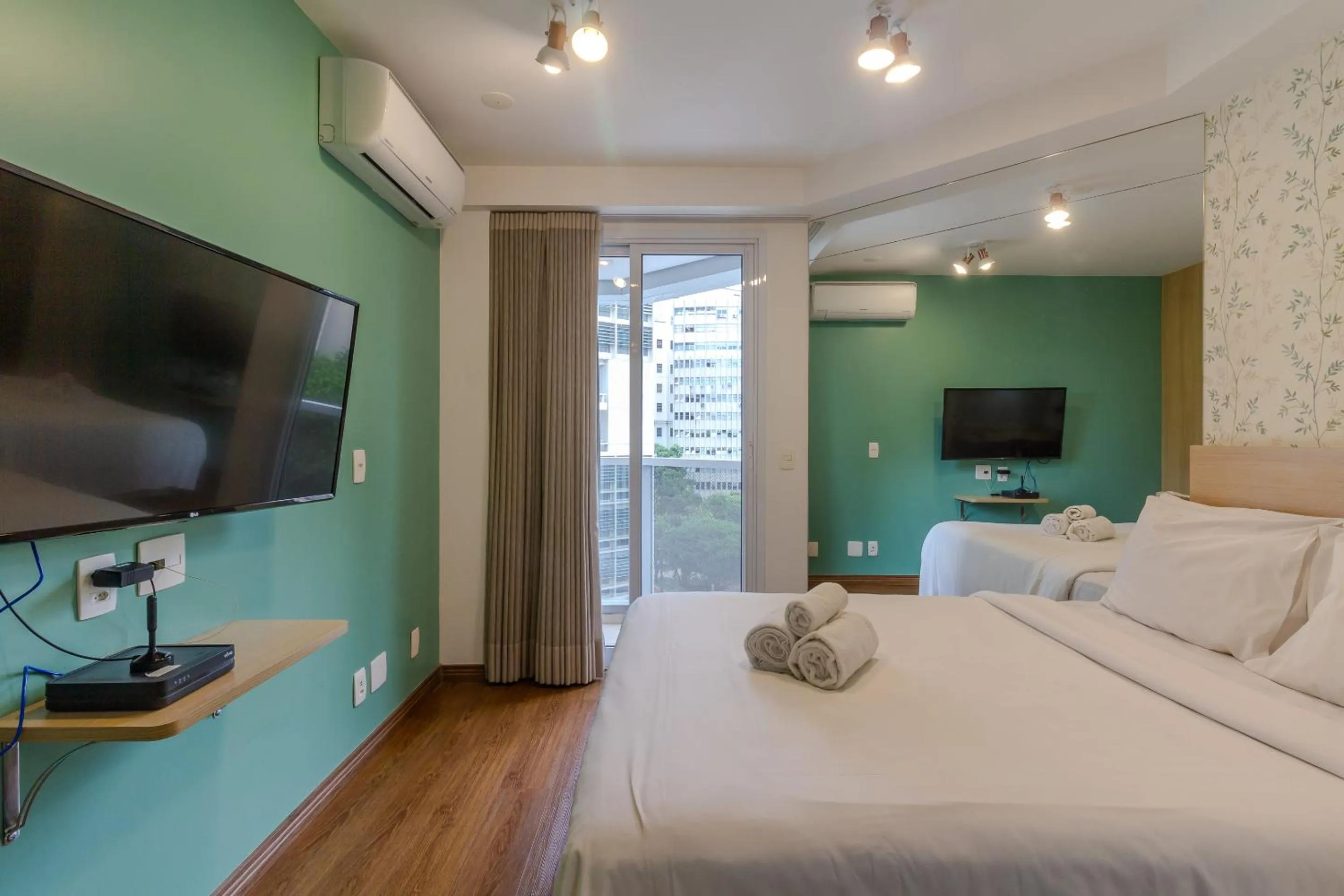 Photo of the whole room, Bed in 360 São Luis