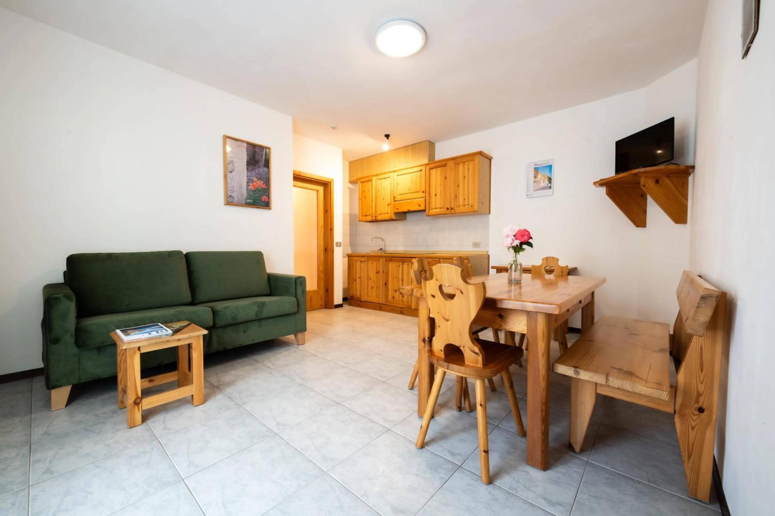 Kitchen or kitchenette in Appartamenti Lembondel - Ledro