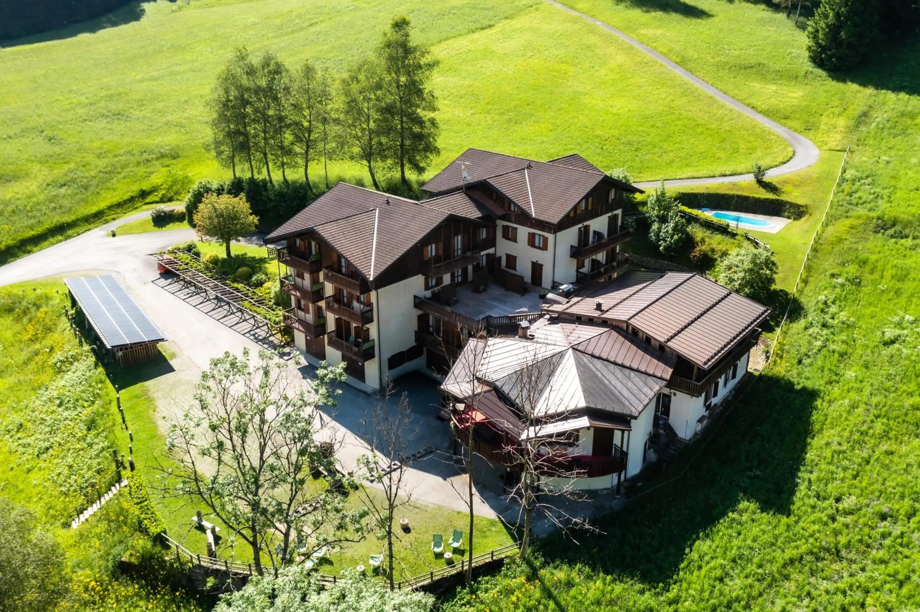 Property building in Appartamenti Lembondel - Ledro