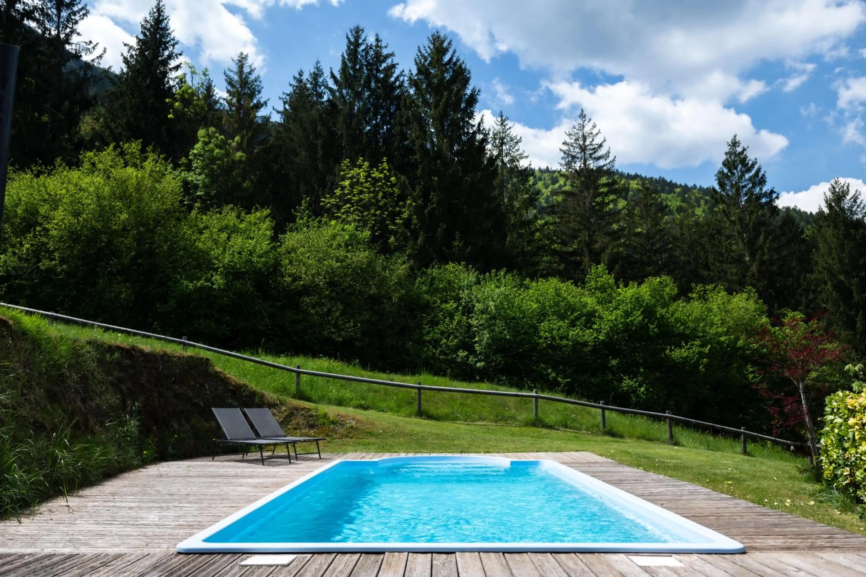 Swimming pool in Appartamenti Lembondel - Ledro