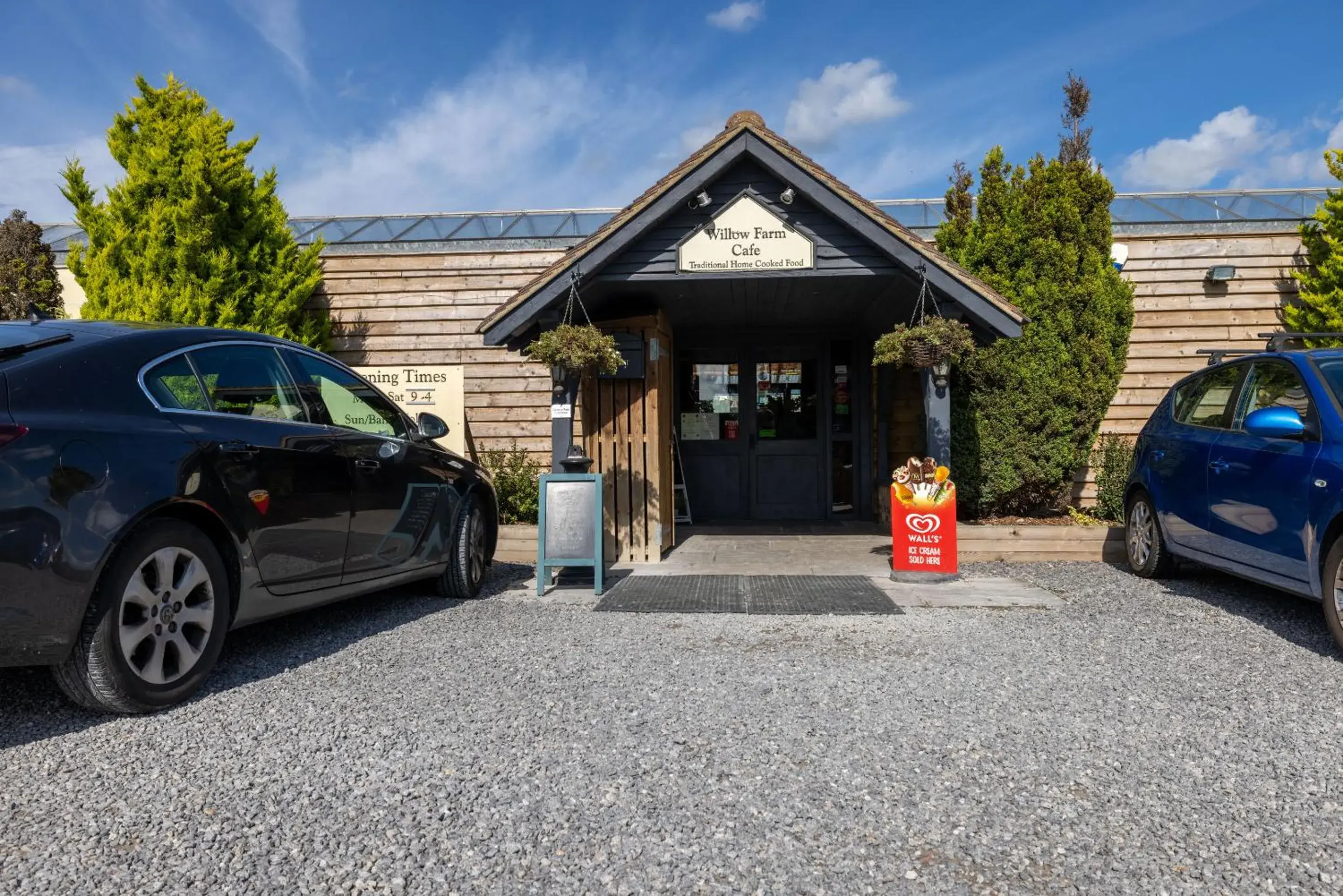 Breakfast in The Little Hide - Adult Only Camping Pods Breakfast in The Little Hide - Adult Only Camping Pods