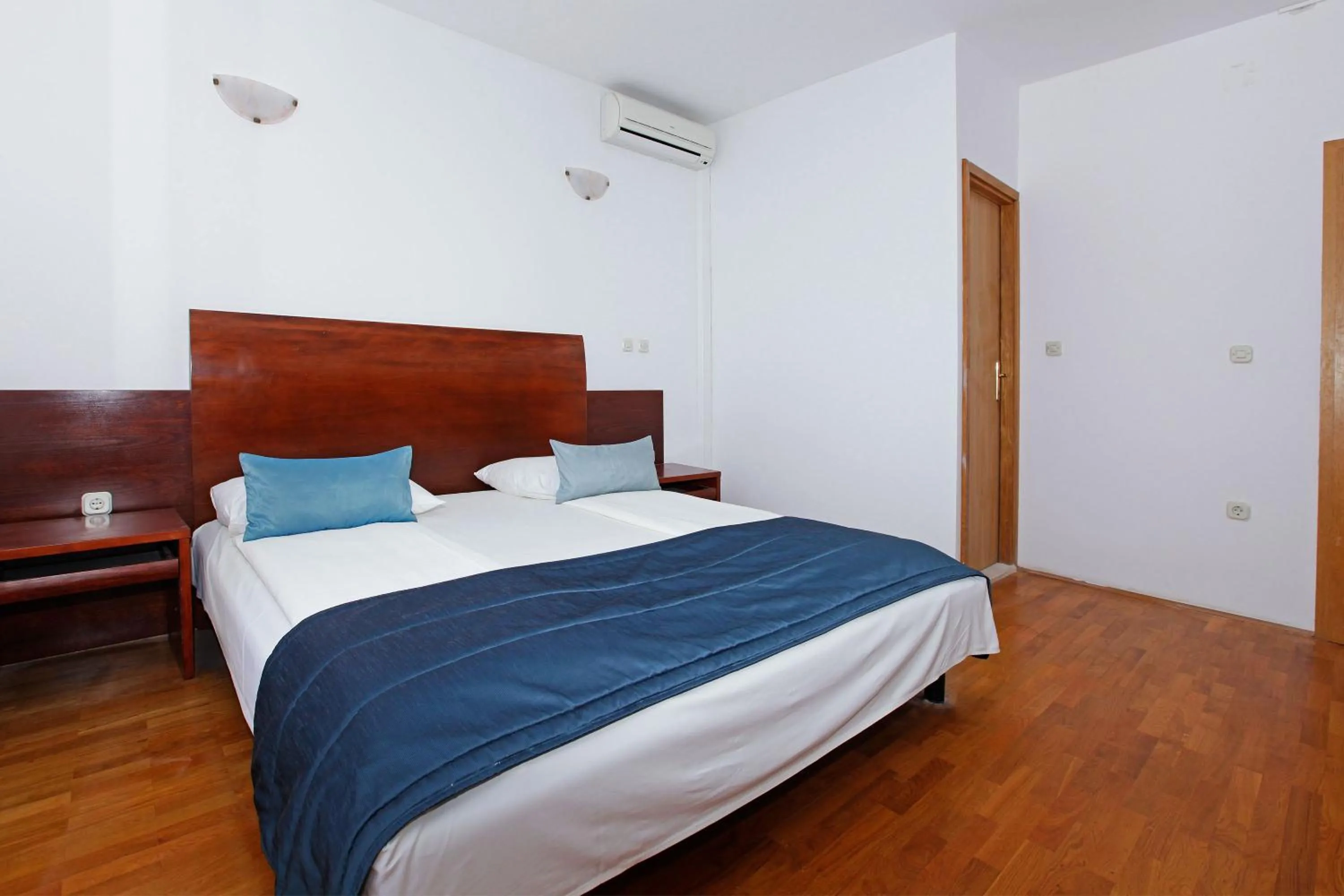 Bed in Apartments Vala