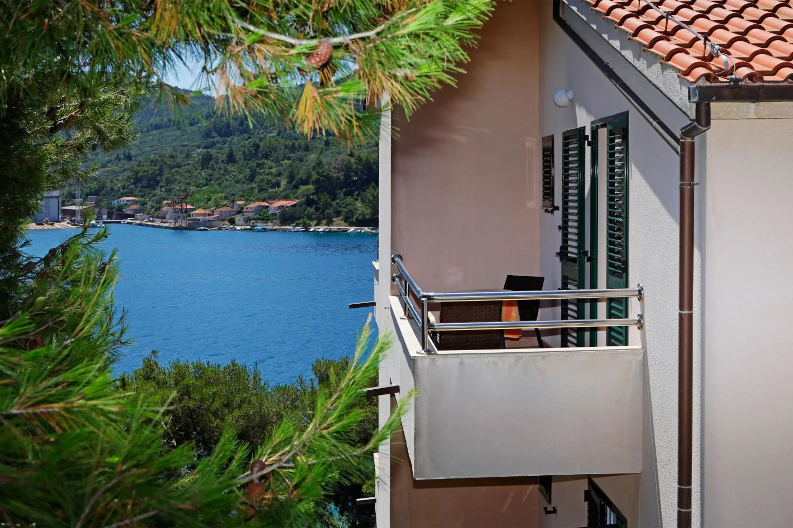 One-Bedroom Apartment with Balcony and Sea View in Apartments Vala One-Bedroom Apartment with Balcony and Sea View in Apartments Vala