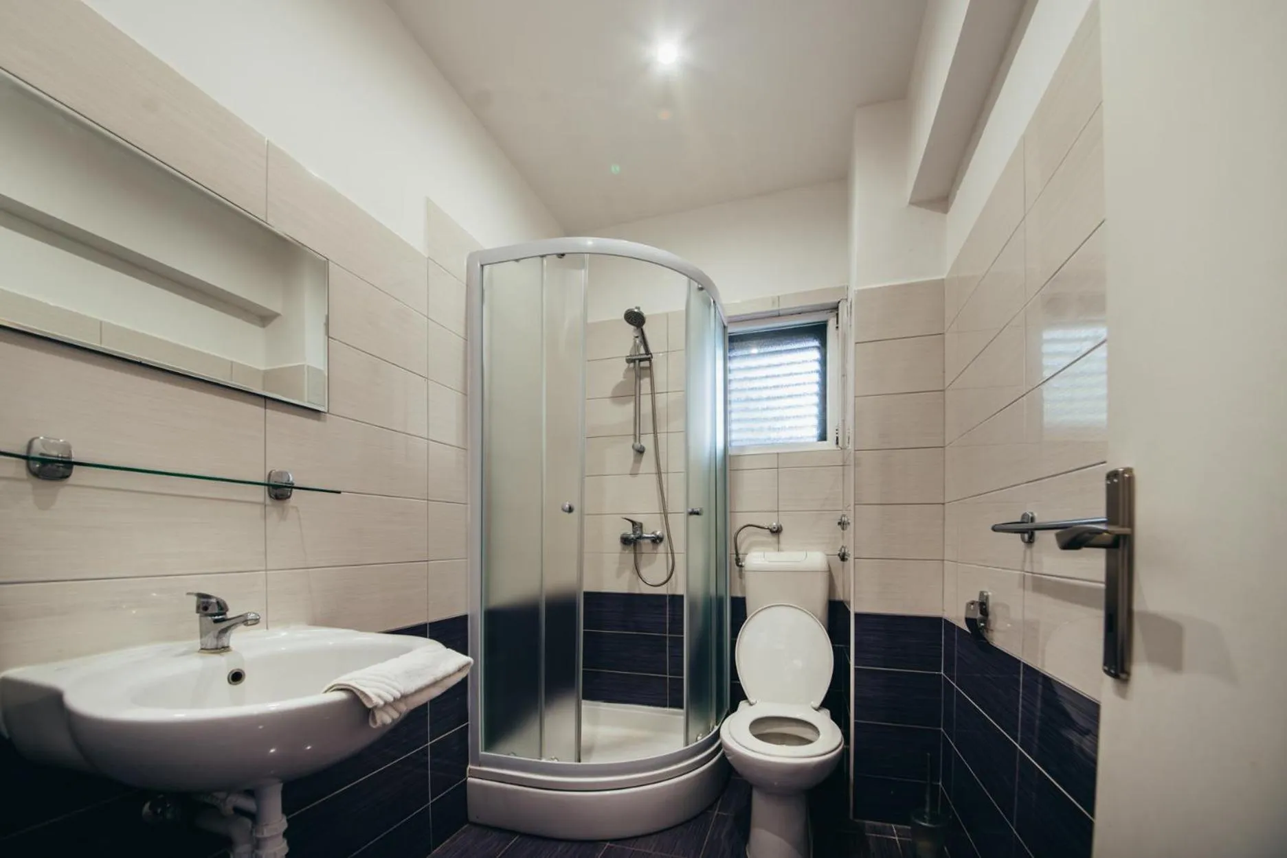 Shower in Apartments Vala