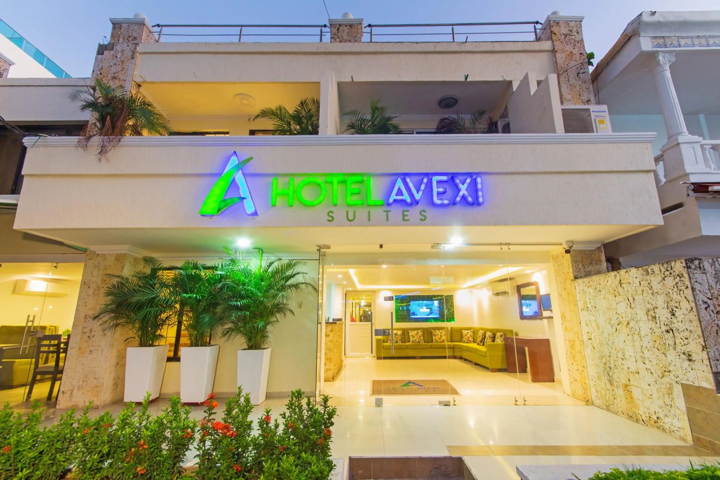 Property building in Hotel Avexi Suites By GEH Suites