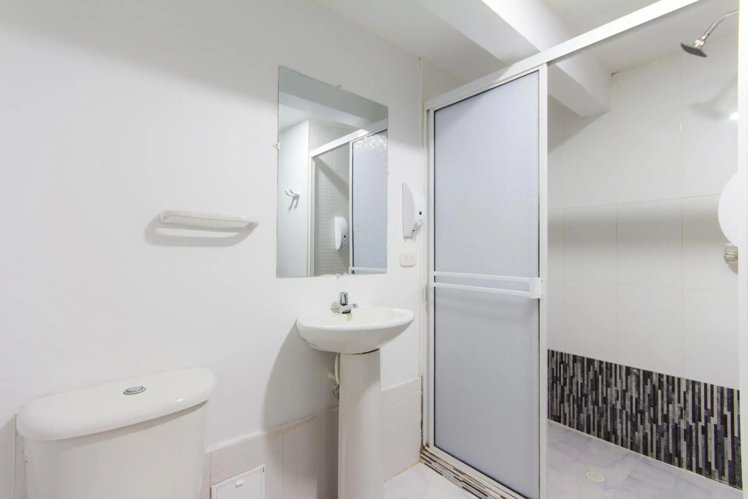 Standard Family Room in Hotel Avexi Suites By GEH Suites Standard Family Room in Hotel Avexi Suites By GEH Suites