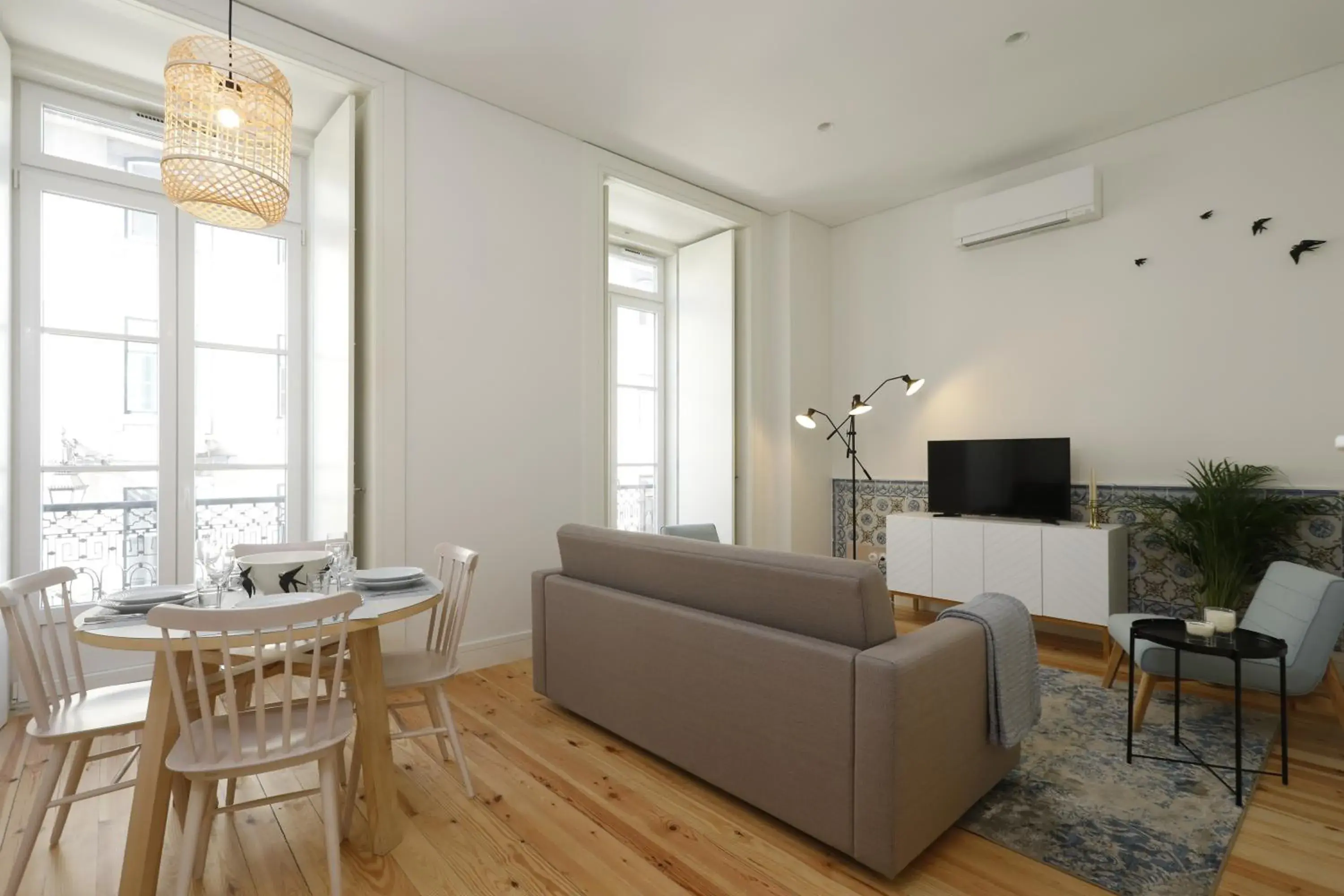 Living room in Montebelo Lisbon Downtown Apartments Living room in Montebelo Lisbon Downtown Apartments