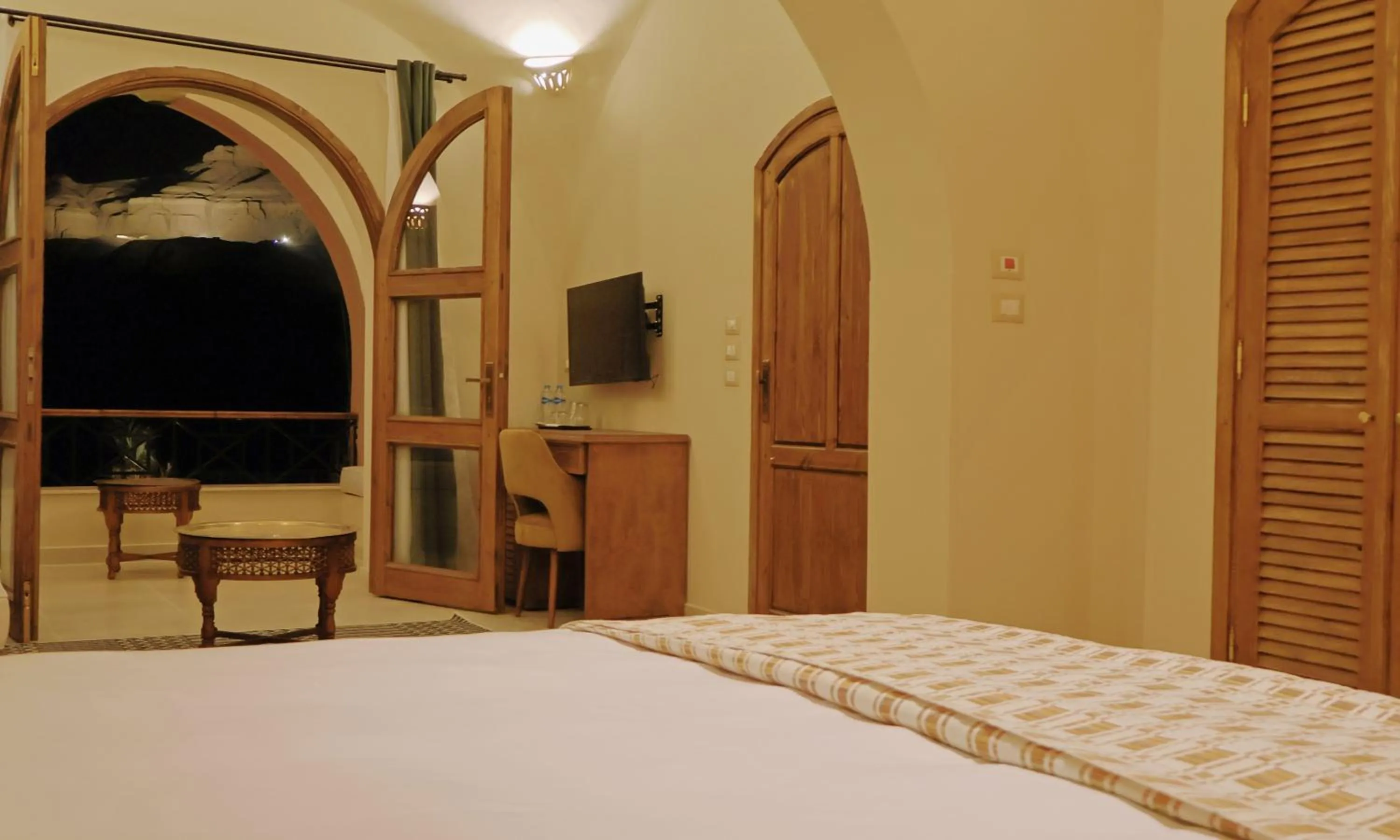 Bed in Malkata House - Boutique hotel and restaurant